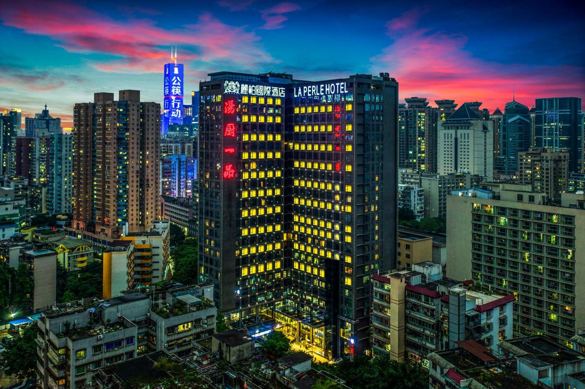 Hotel La Perle International - Free Shuttle Between And Exhibition Center During Fair & Exhibitor Registration Counter