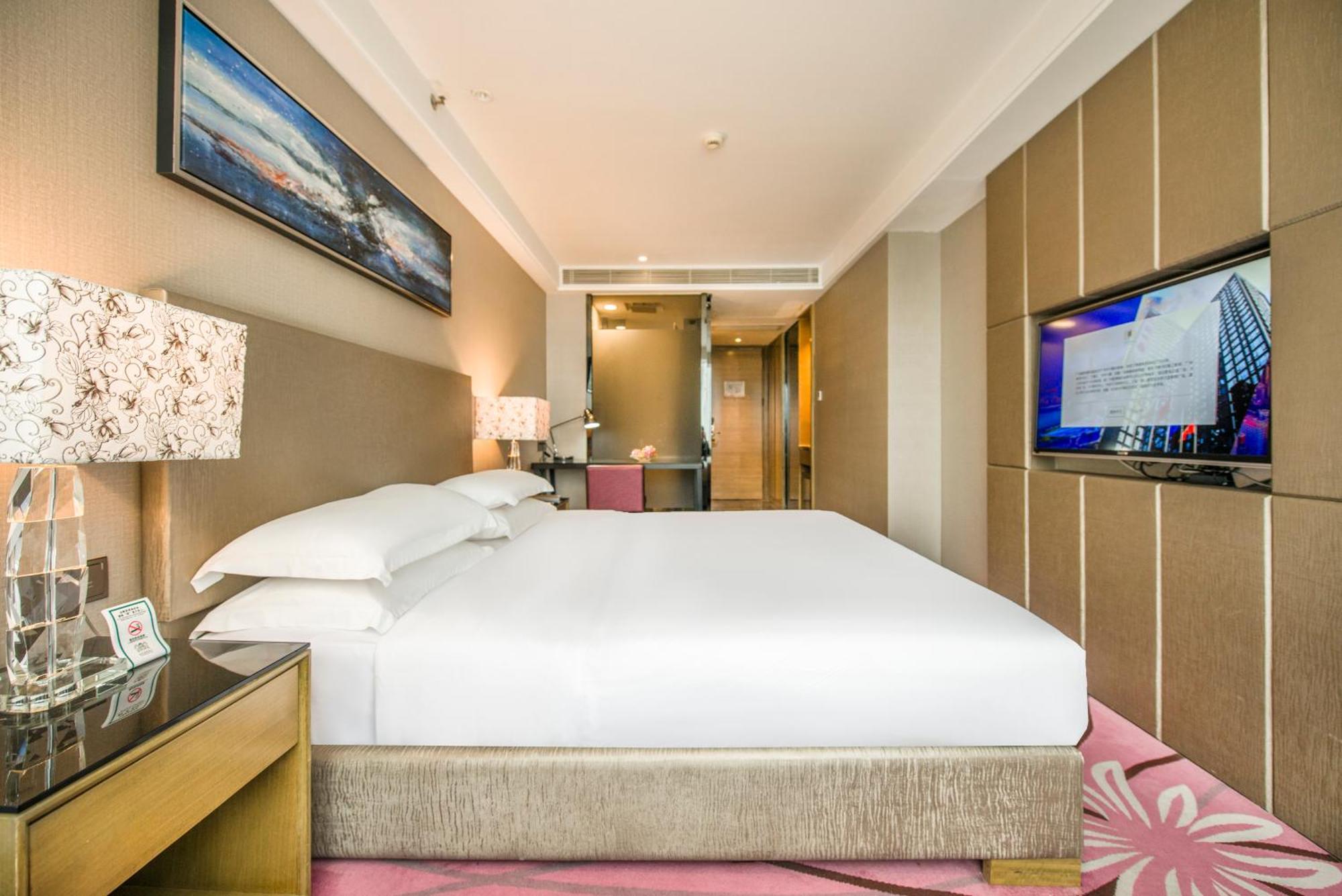 La Perle International - Free Shuttle Between And Exhibition Center During Fair & Exhibitor Registration Counter Hotel