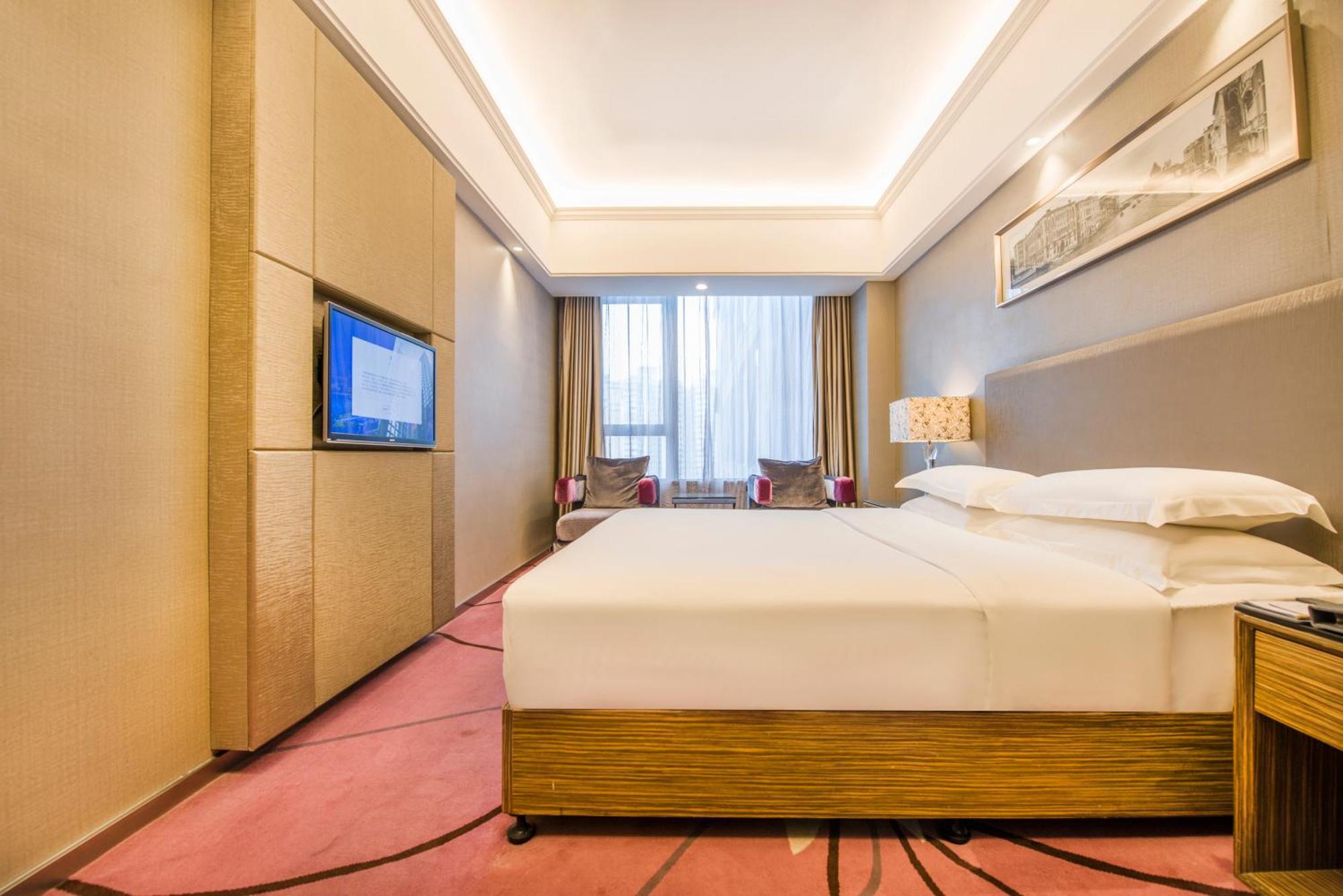 La Perle International - Free Shuttle Between And Exhibition Center During Fair & Exhibitor Registration Counter Hotel 5*