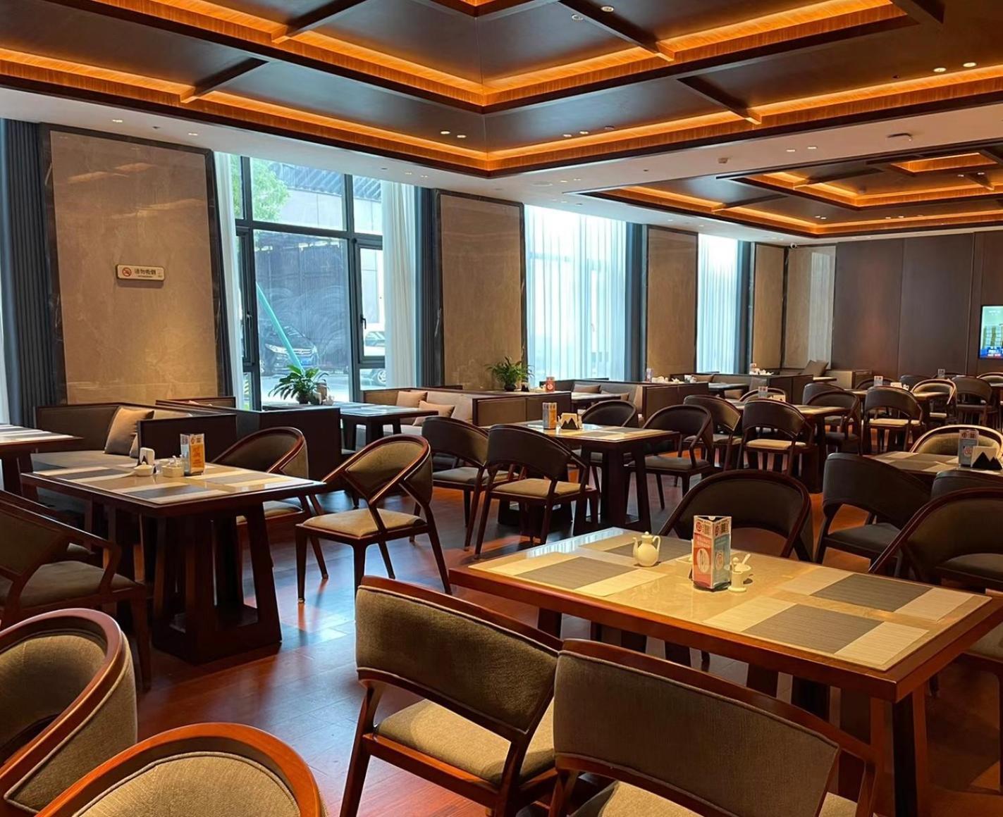 Zhicheng Leader Tour International Apartment-the Legend Building-free Shuttle Bus For Fair-1mins To Line5 Stn Hotel Guangzhou