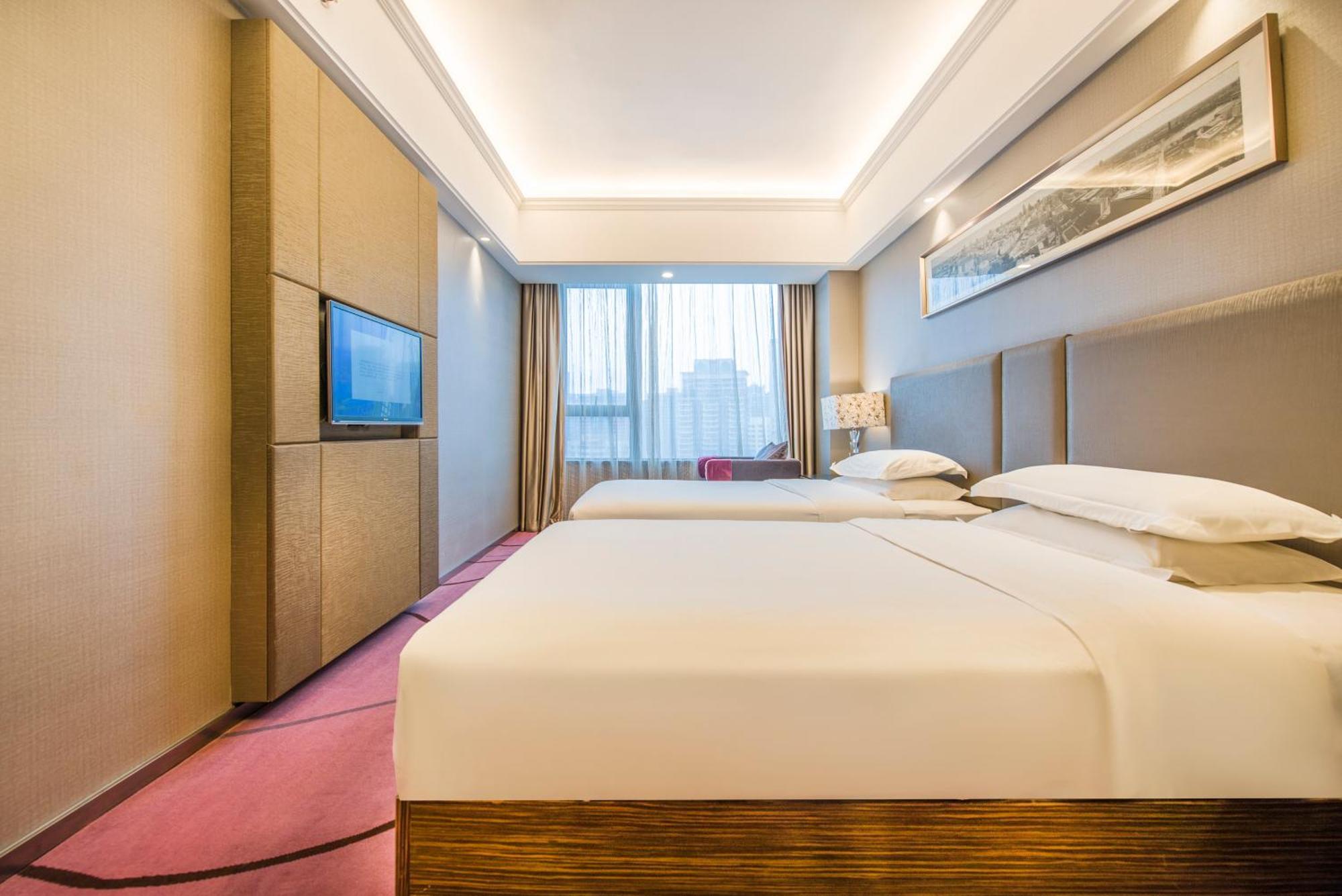 La Perle International - Free Shuttle Between And Exhibition Center During Fair & Exhibitor Registration Counter Hotel 5*