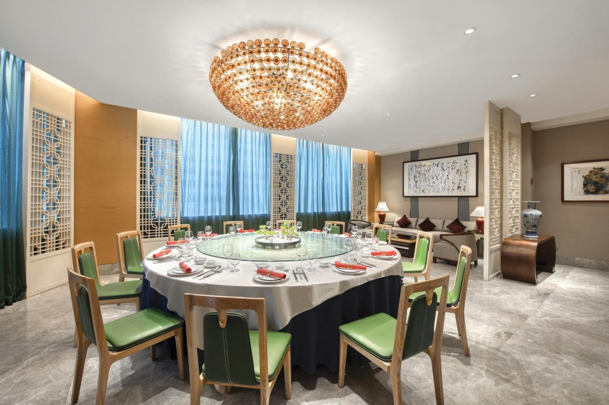 Hotel Crowne Plaza Centre By Ihg - Free Shuttle Between And Exhibition Center During Fair & Exhibitor Registration Counter Guangzhou