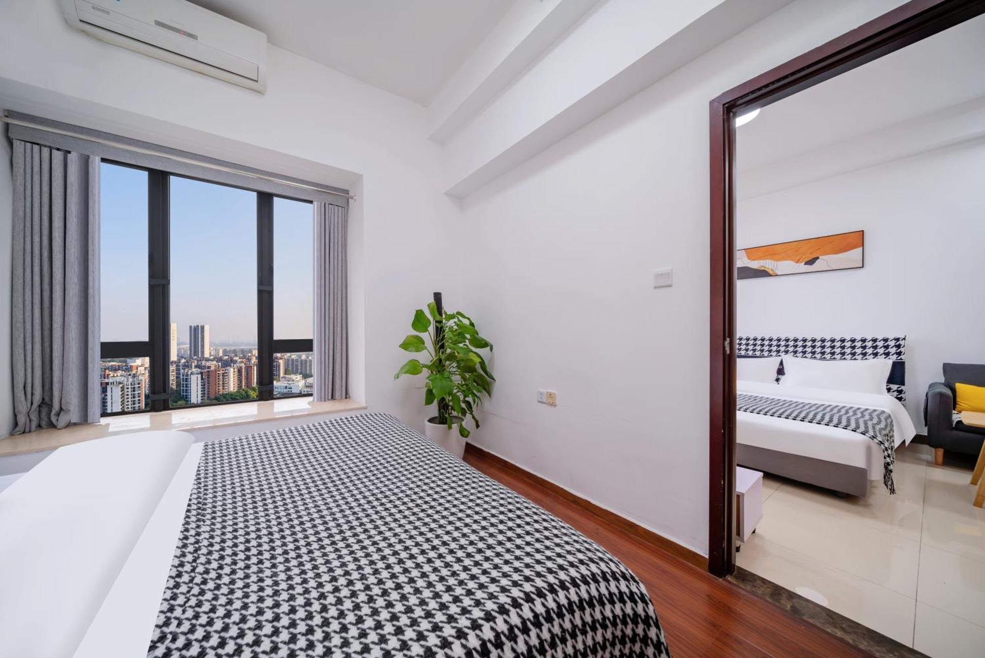 Aparthotel Lijing Pazhou Exhibition Center - Next To Exit D Of Wanshengwei Mtr Station