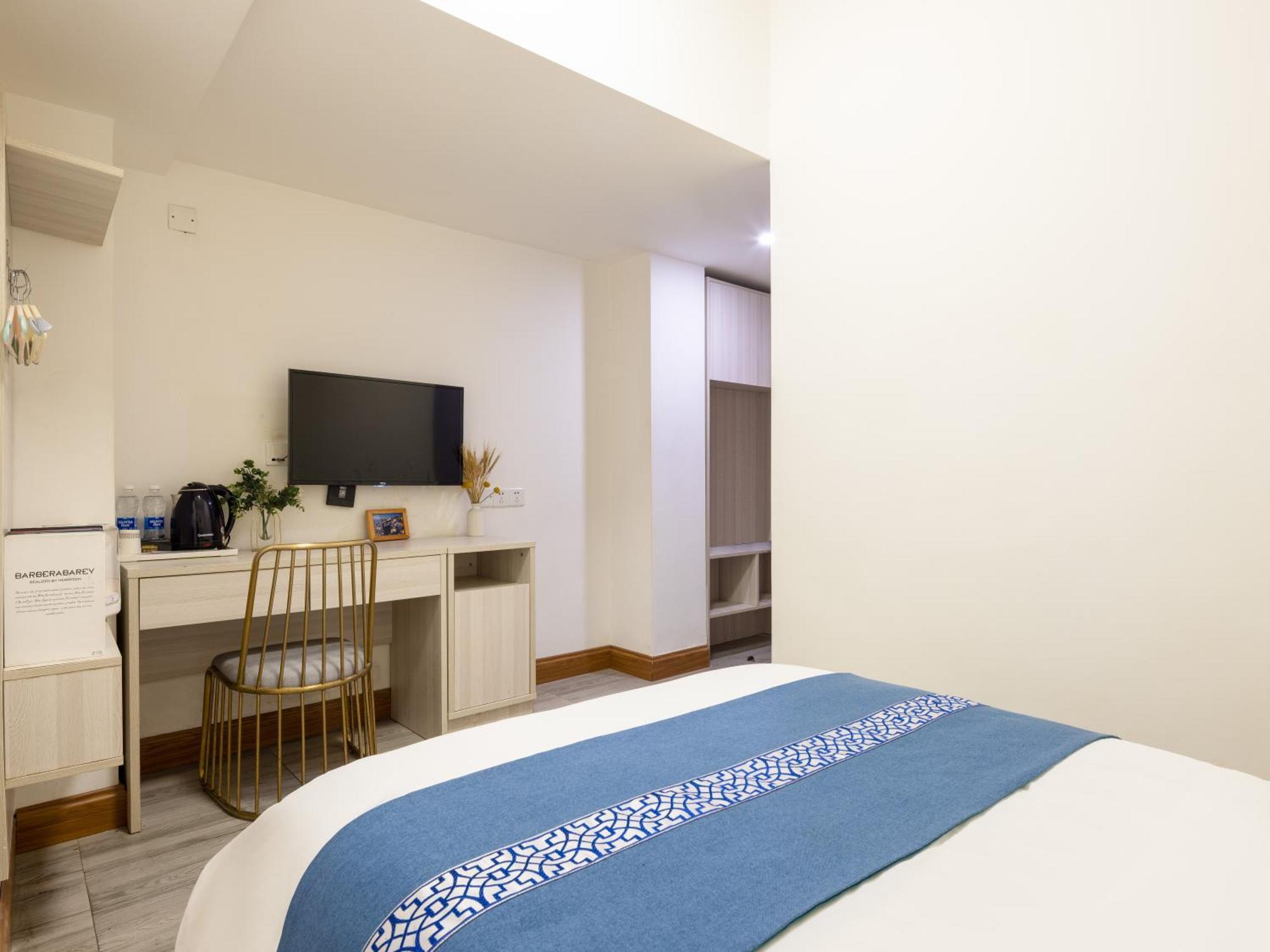 Hotel Yimi Sanyuanli Subway Station Jinlong Tengfei Fashion Guangzhou