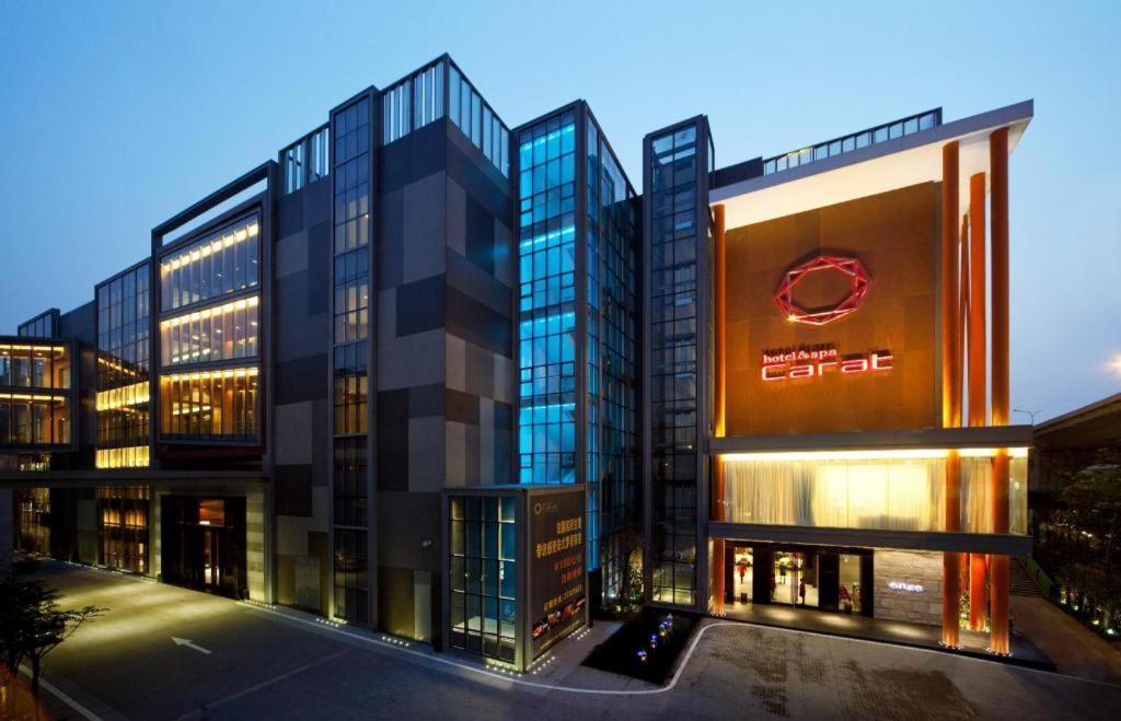Carat Hotel 4*