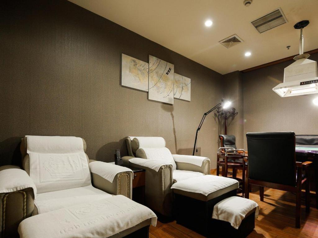 Royal Garden 3*