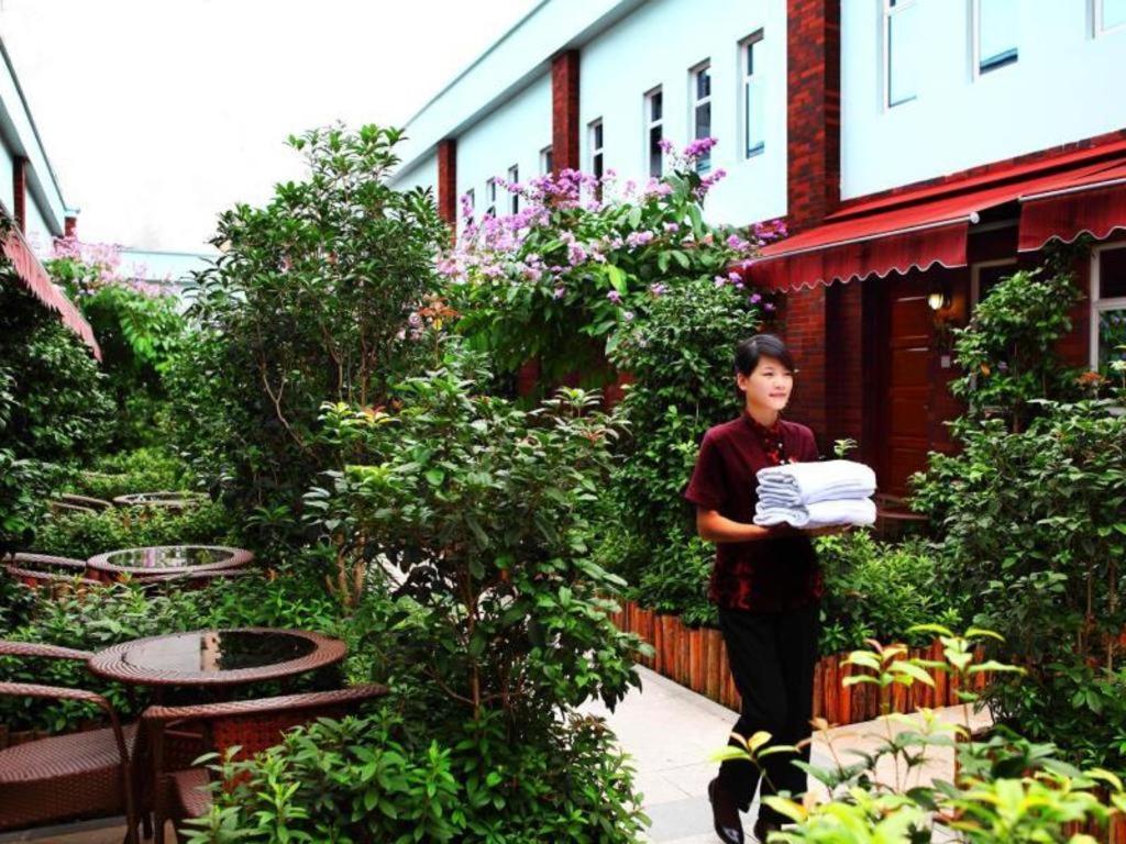 Royal Garden Hotel 3*