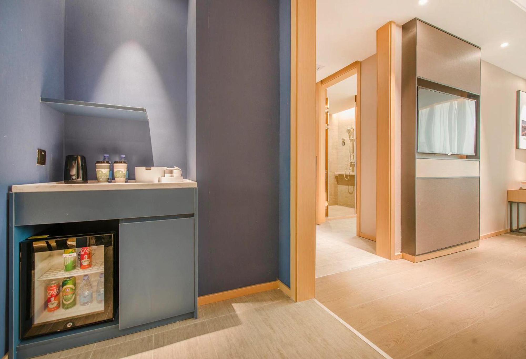 Hotel Atour Sanyuanli 4*