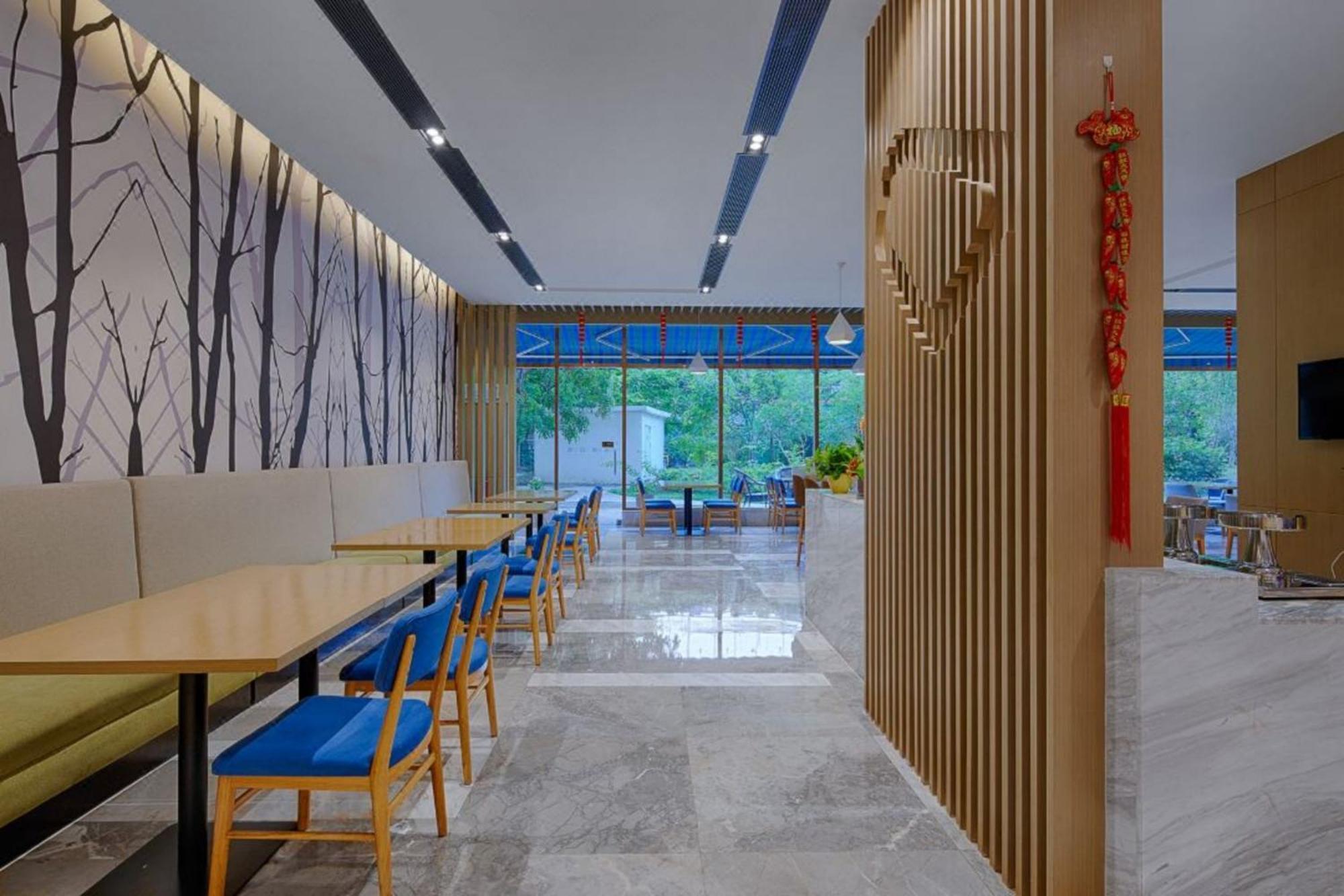 Hotel Guangzhou Baiyun Airport Rejoice By Argyle Hotel Rehe Metro Exit B --Free Shuttle Bus Is Provided During The 137Th Canton Fair Guangzhou