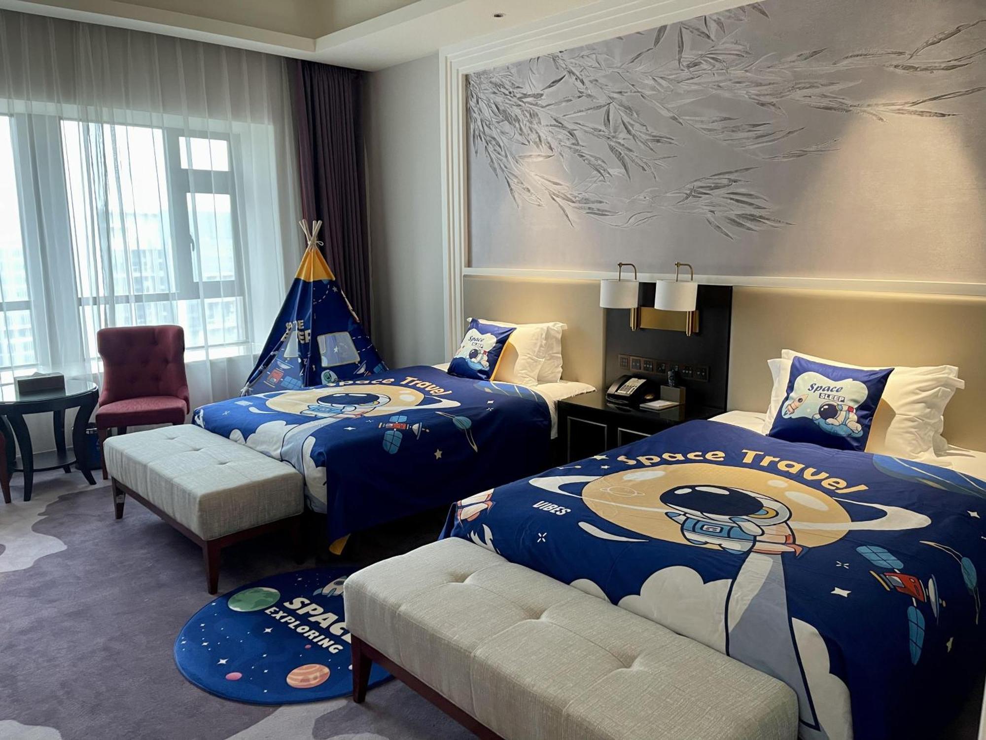 Hotel Pan Yu President
