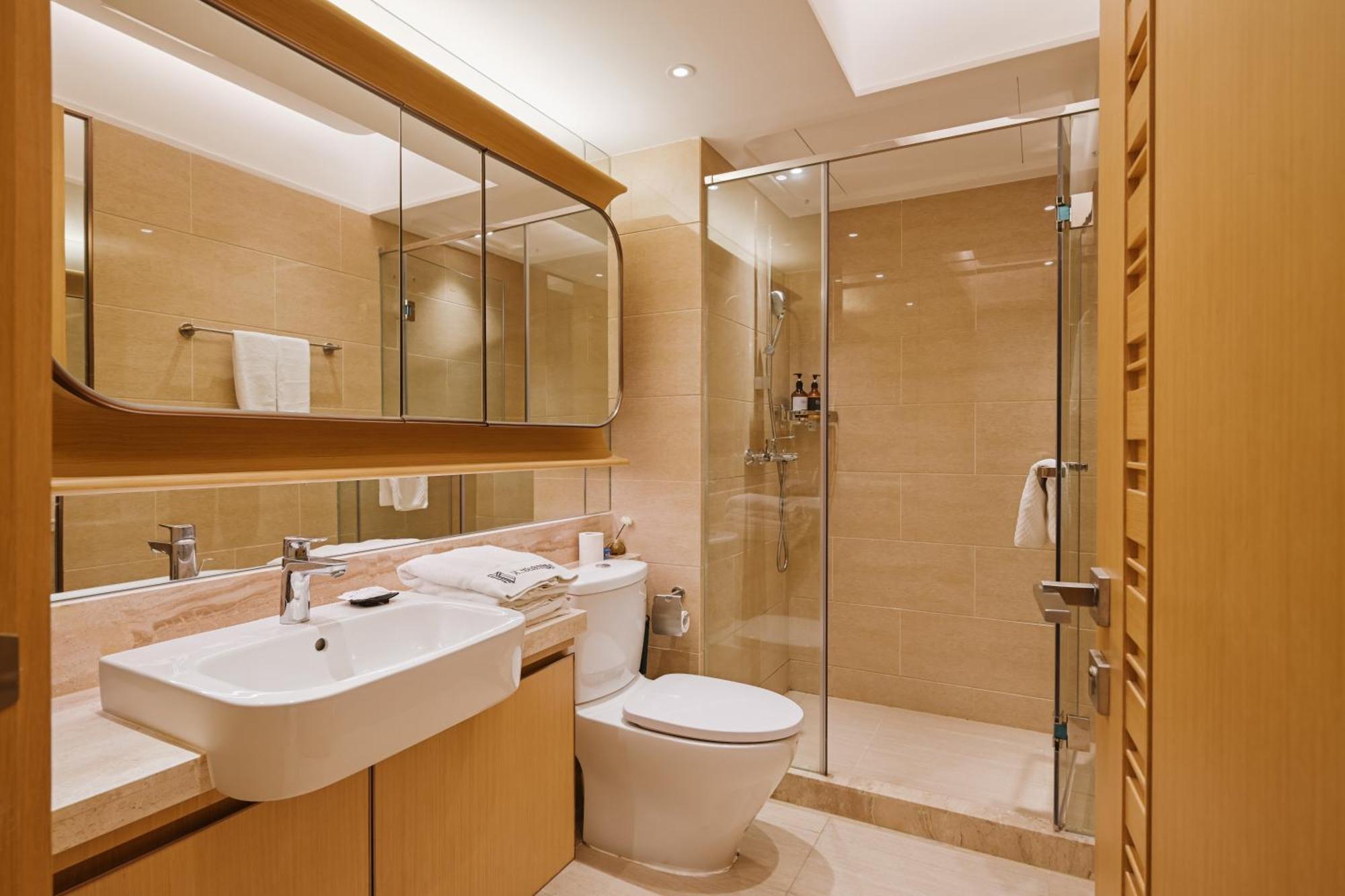 Hotel Raffles Executive - Huijin International Finance Center, Keyun Road Metro Station Branch-canton Fair Free Shuttle