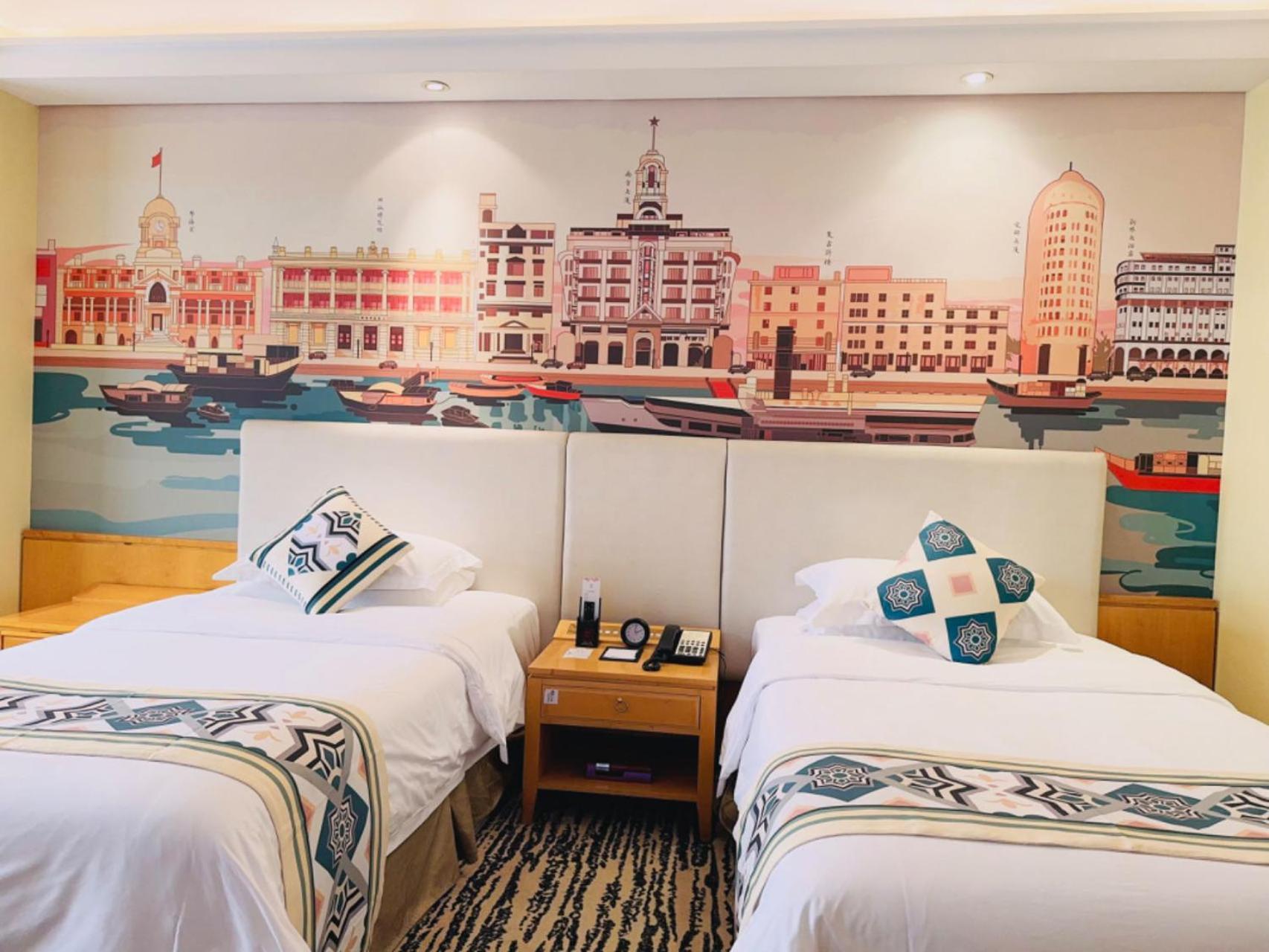 Hotel Baiyun 5*