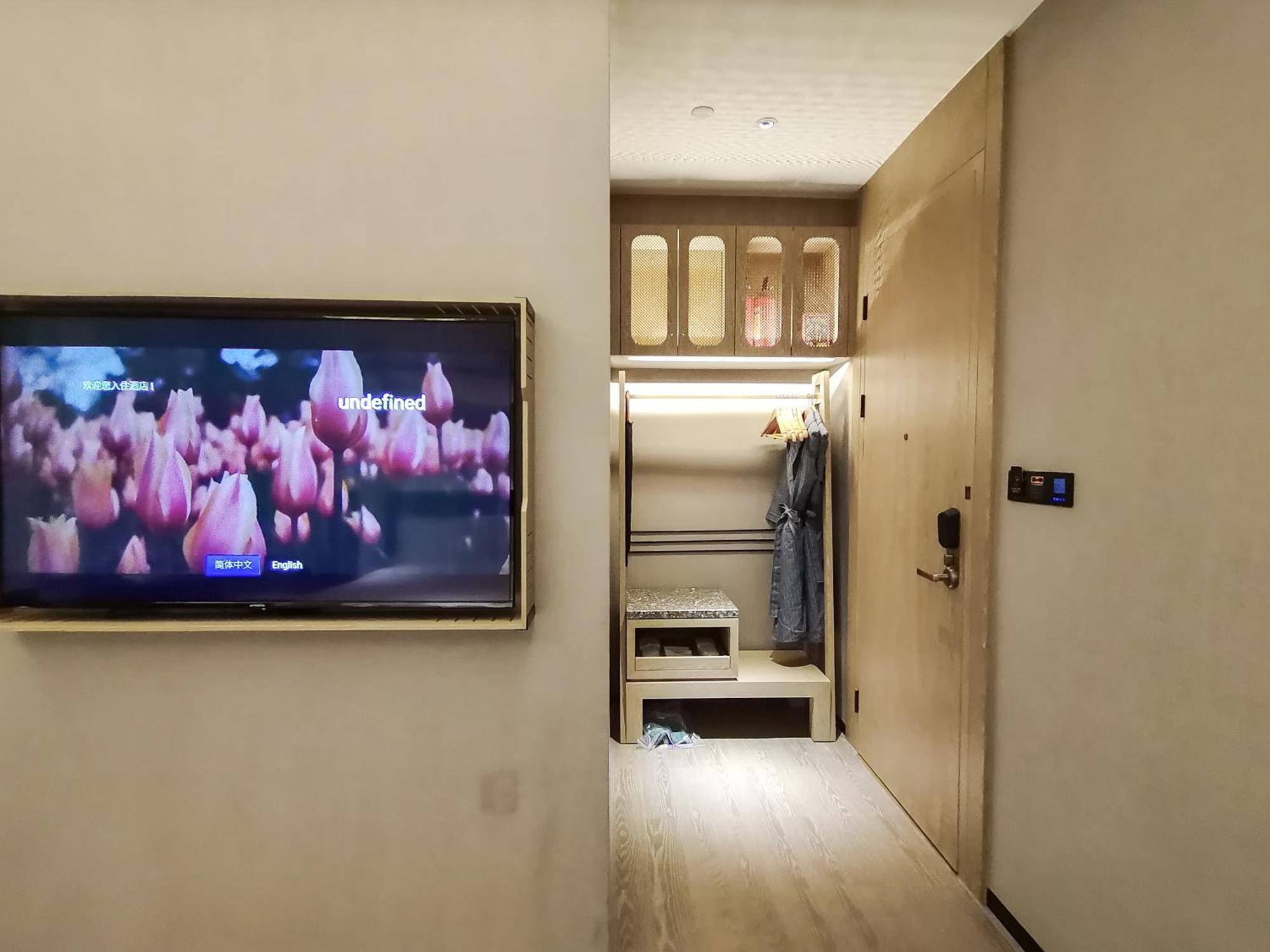Arthur Zhujiang New Town Guangzhou-free Shuttle Bus For Fair 4*