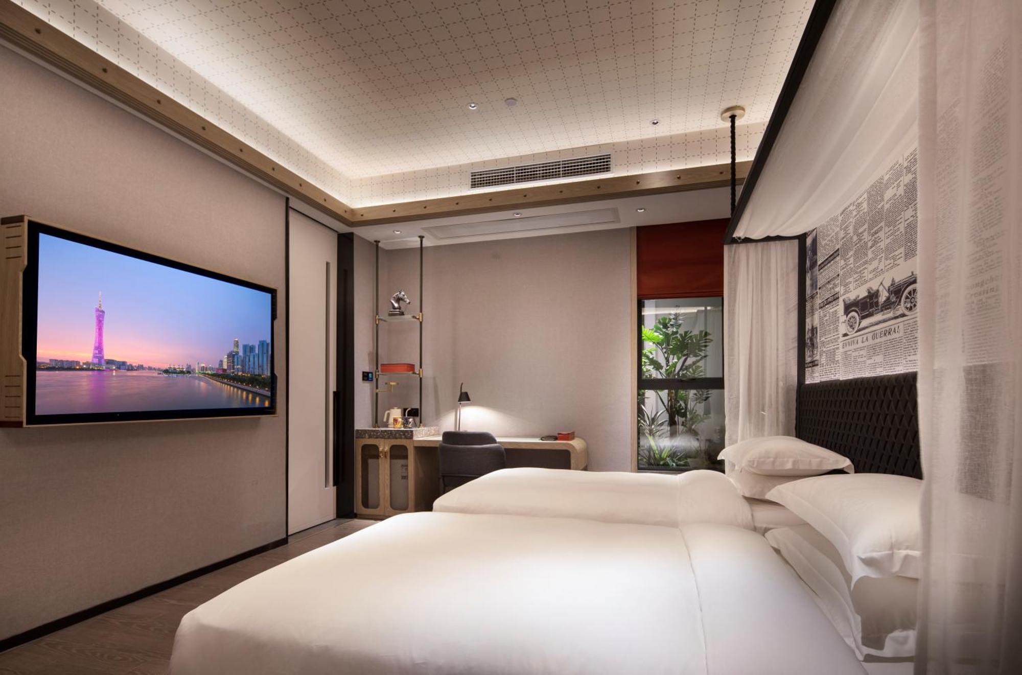 Arthur Zhujiang New Town Guangzhou-free Shuttle Bus For Fair Guangzhou