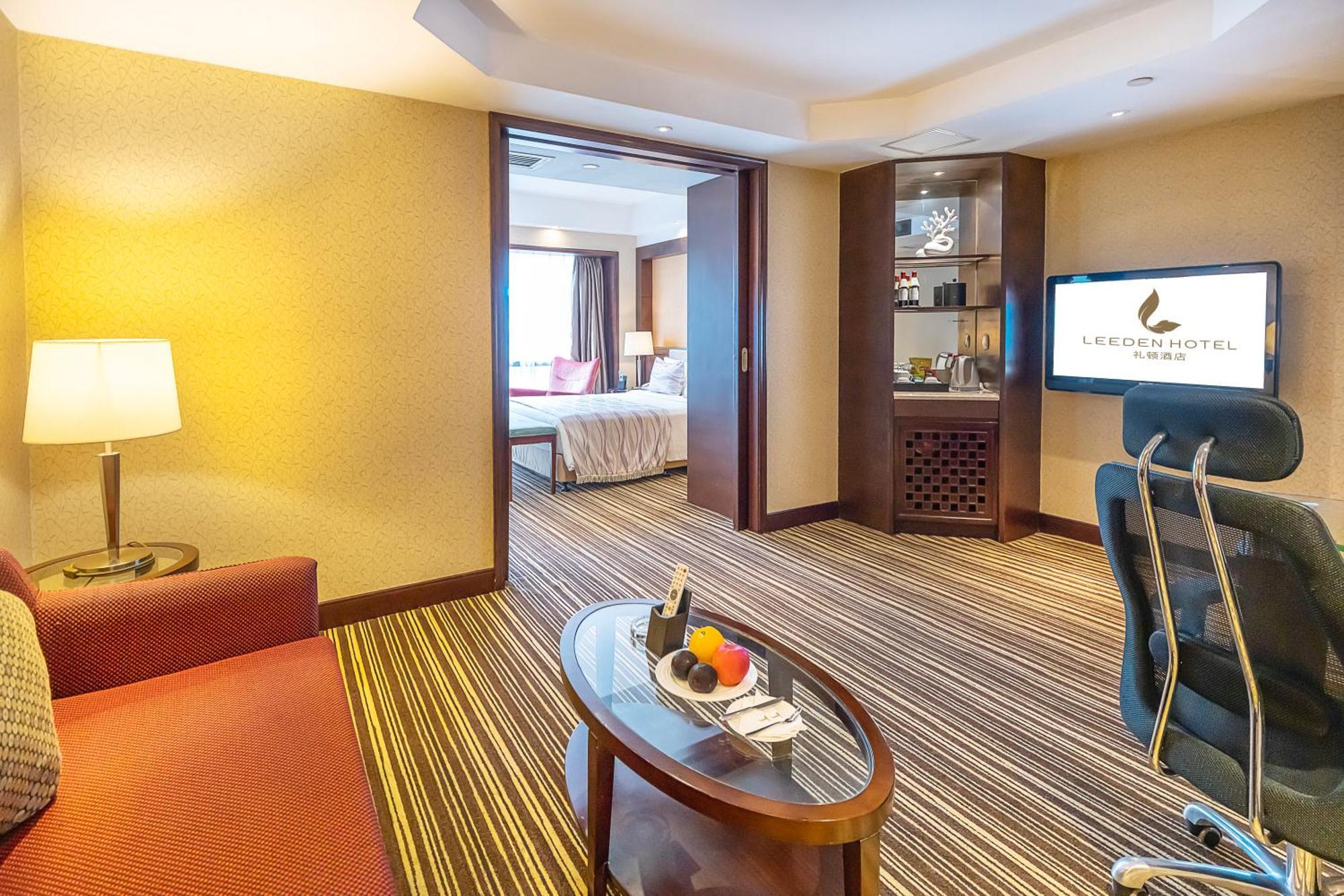 Hotel Leeden 4*
