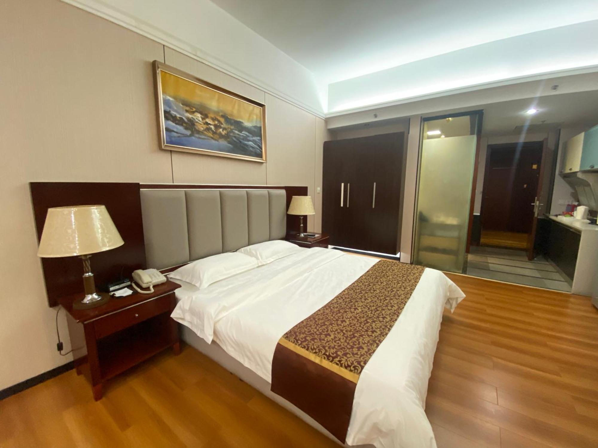 Aparthotel Yinfeng North Station Branch, Huacheng Road Subway Station Branch Guangzhou