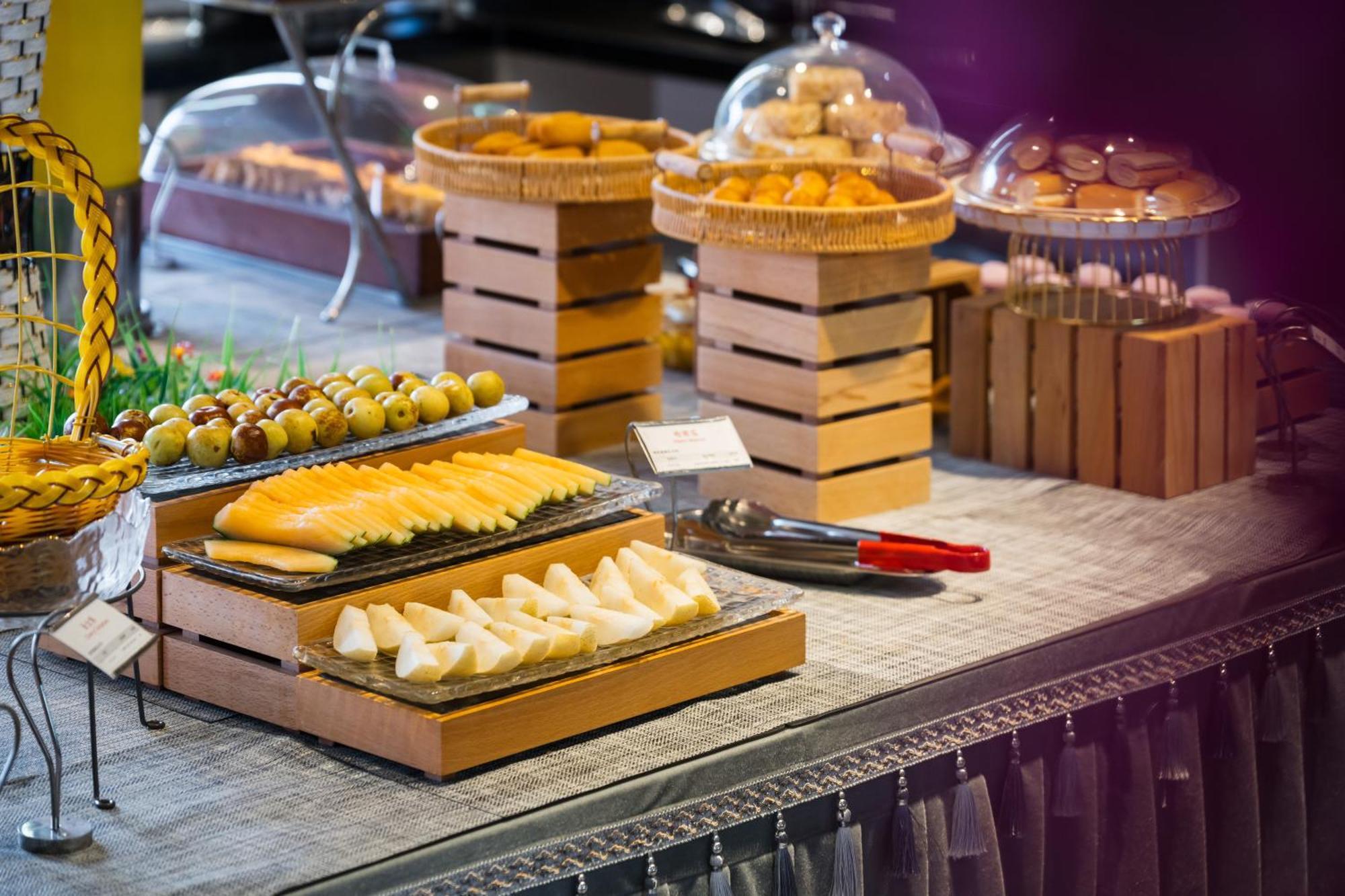 Hotel Paco Shuiyin Road Guangzhou-free Bus Fair 4*