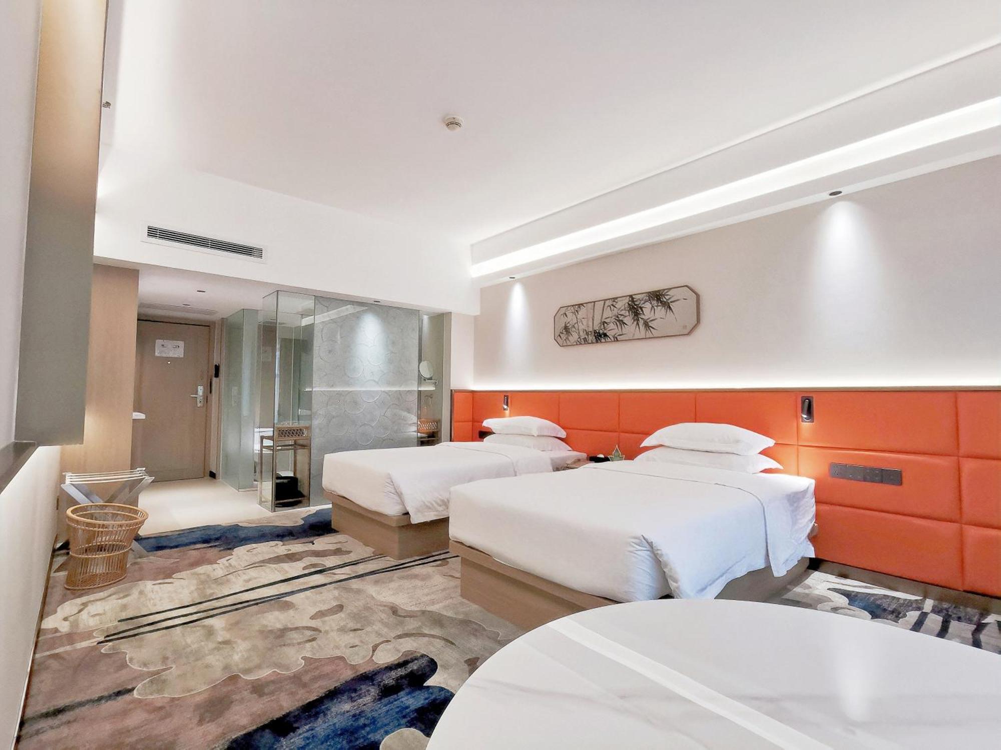 Hotel Landmark International 4*