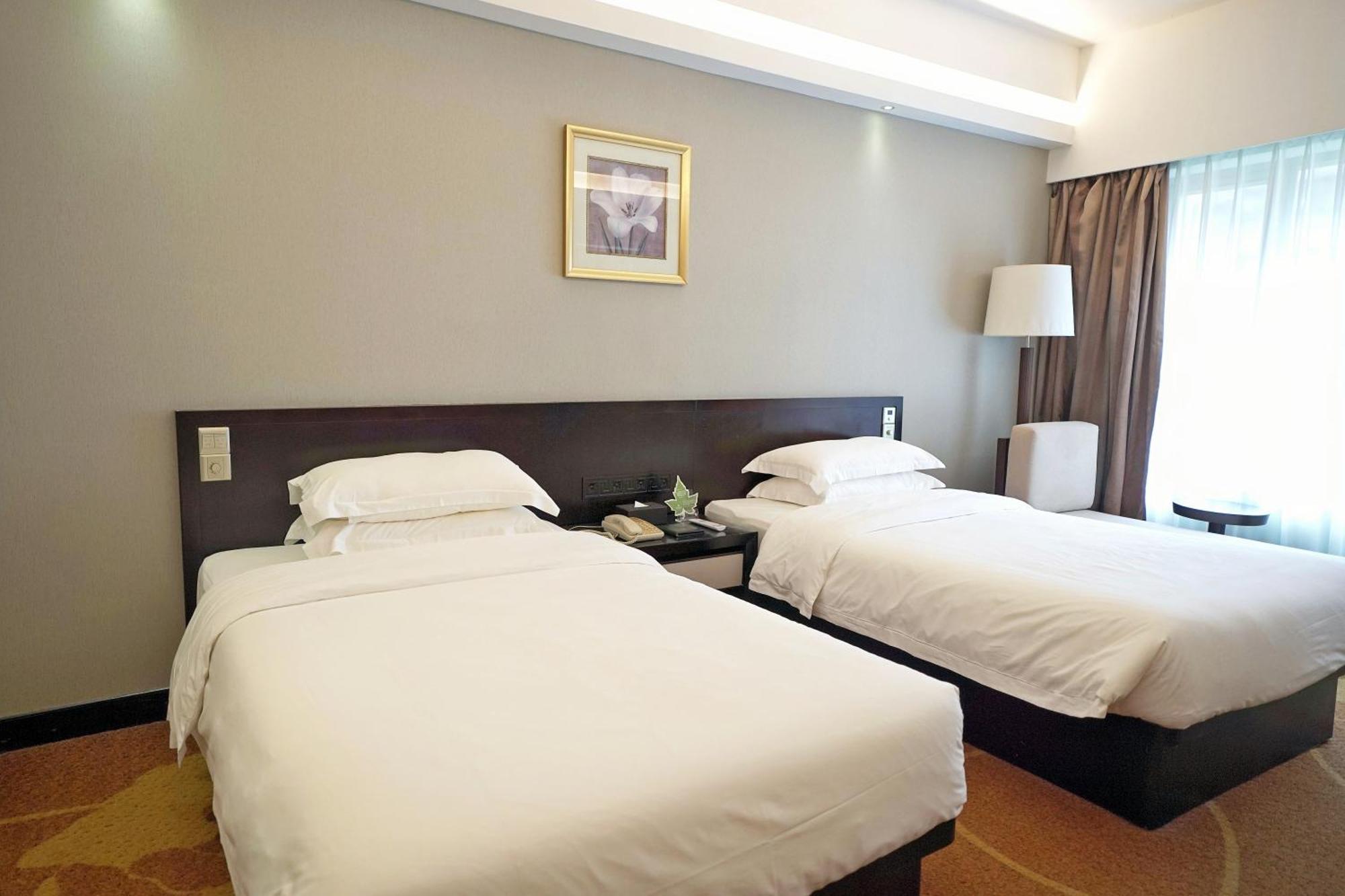 Hotel Landmark International 4*