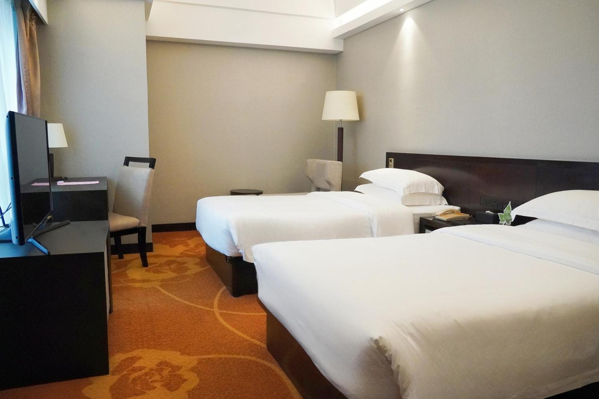 Landmark International Hotel