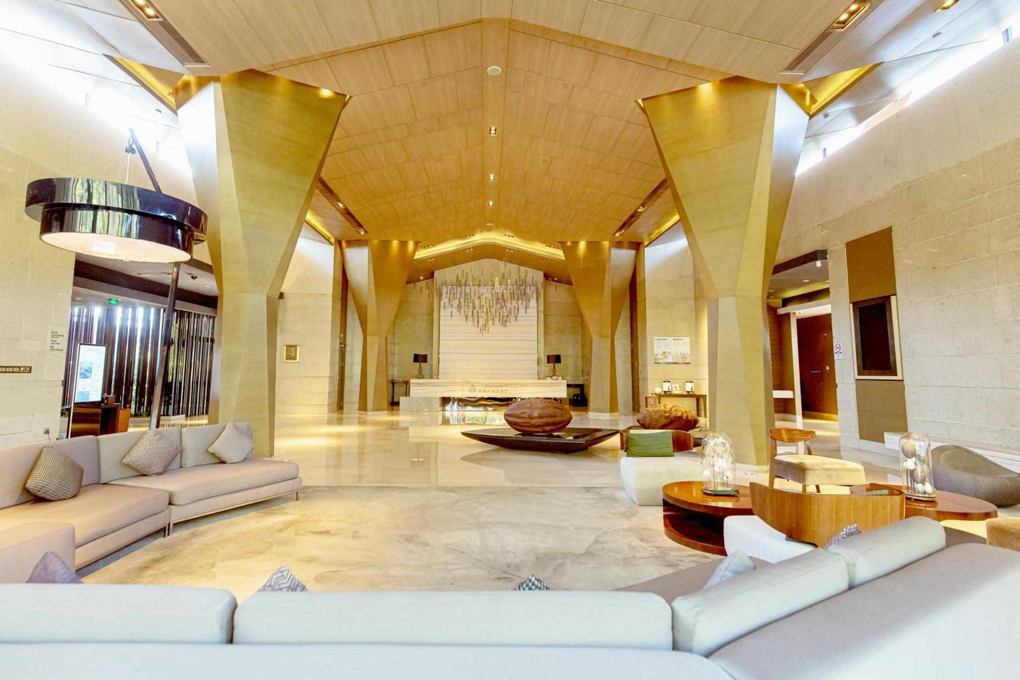 The Mulian Urban Huadu Resor 4*