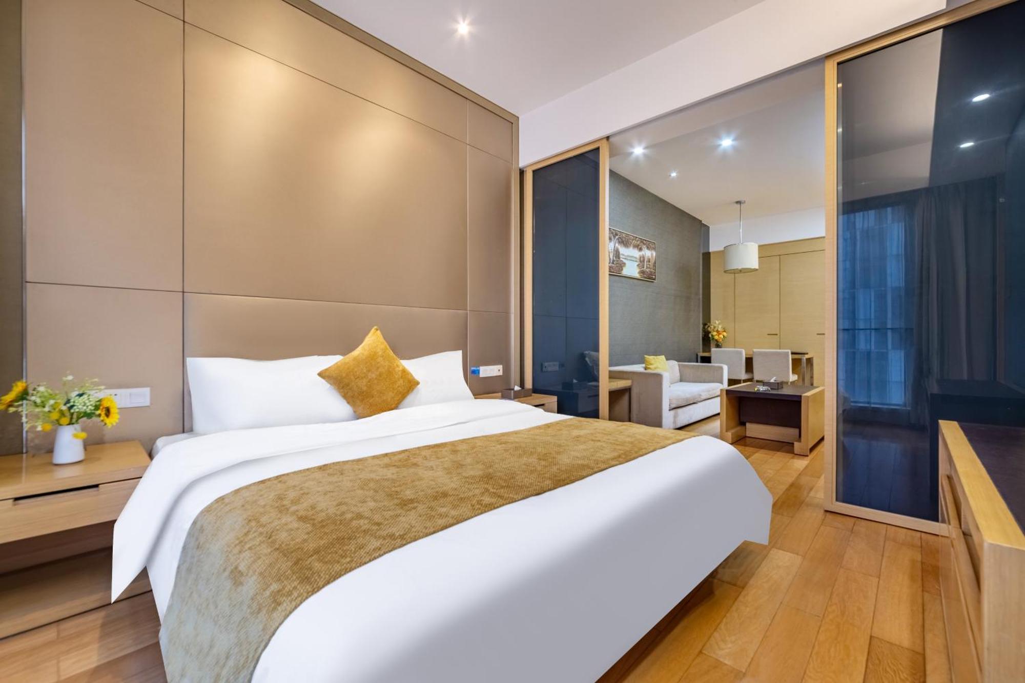 City Pazhou Apartment