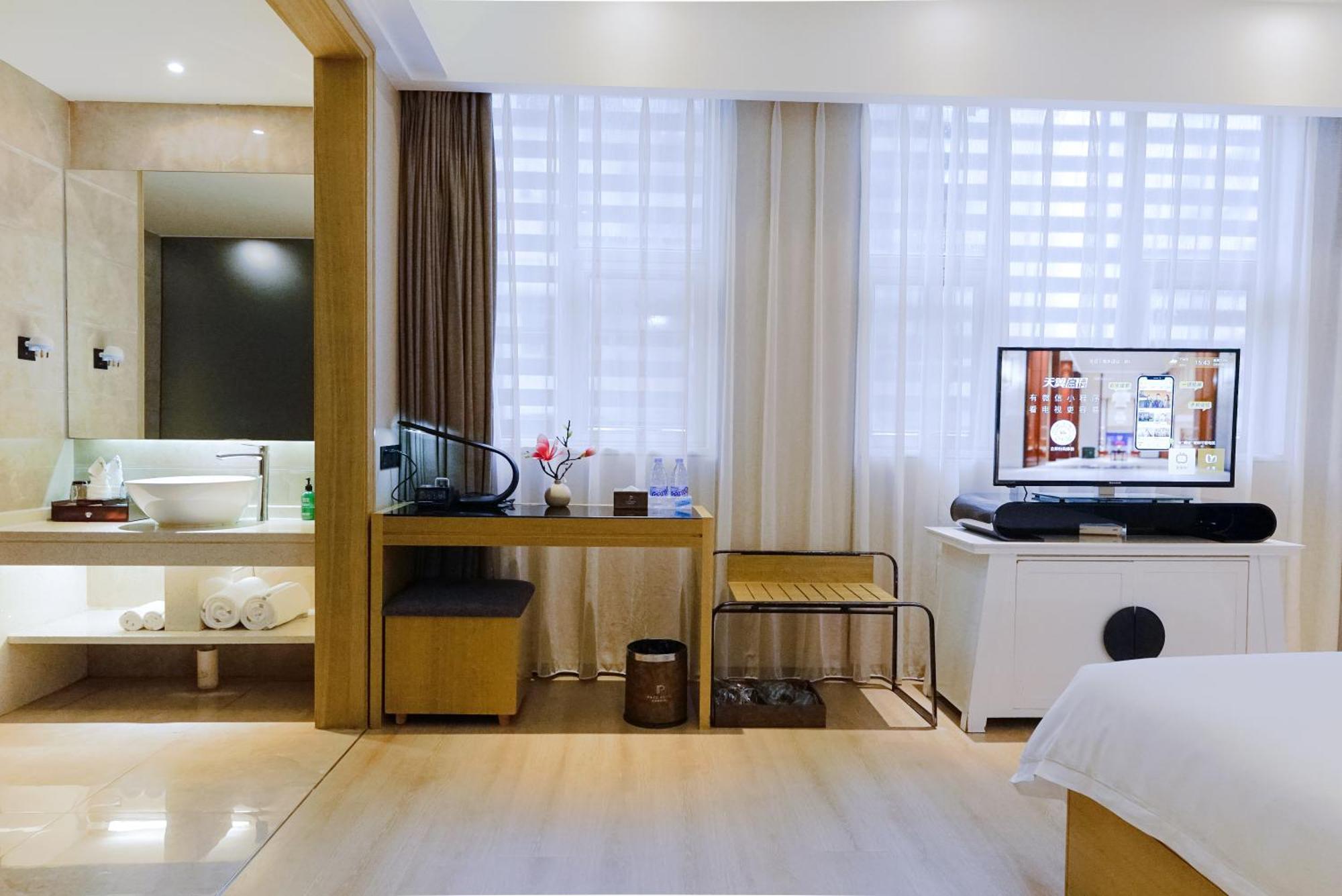 Paco Tiyuxilu Metro Guangzhou-free Shuttle Bus During Fair Hotel 4*