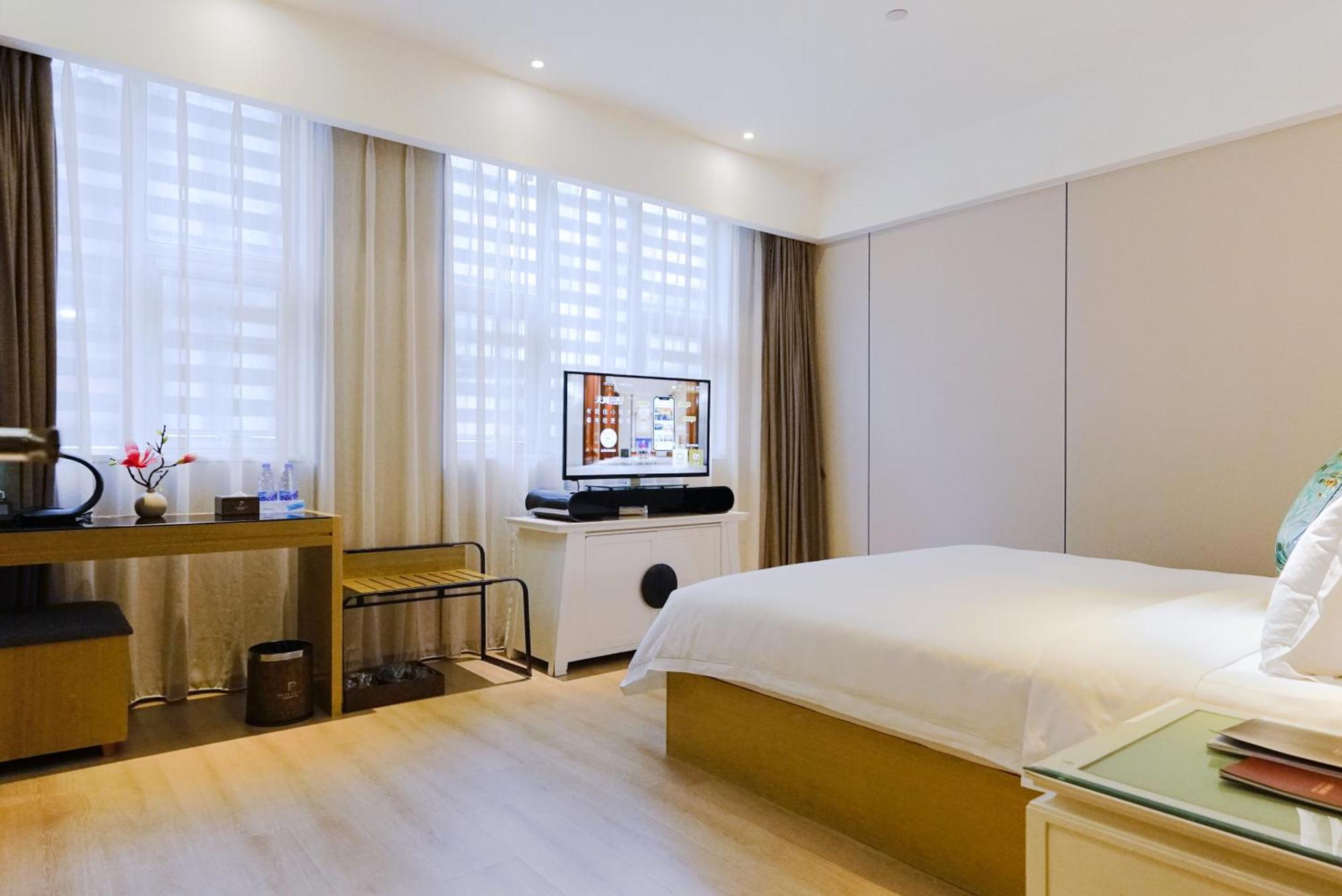 Hotel Paco Tiyuxilu Metro Guangzhou-free Shuttle Bus During Fair 4*