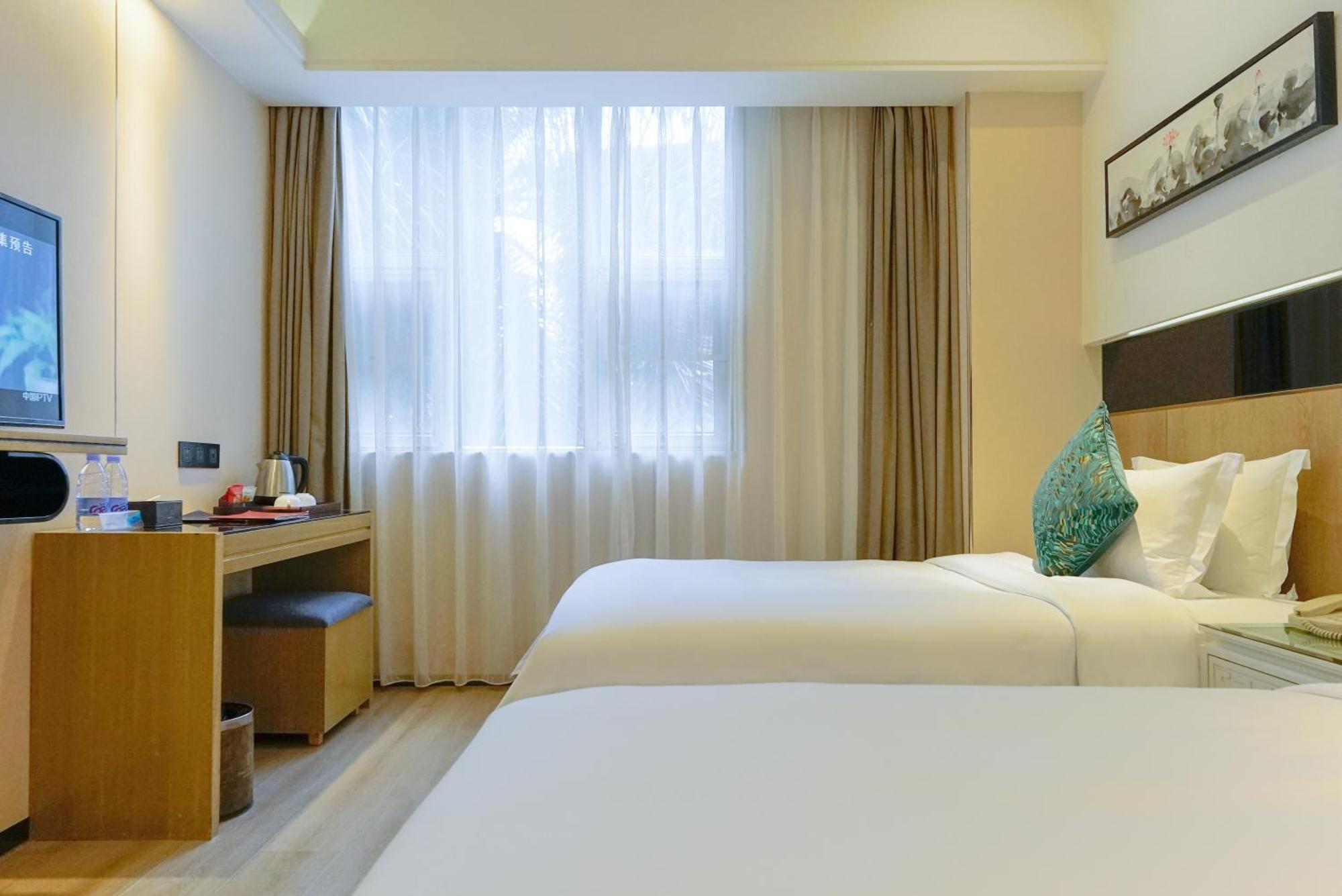 Hotel Paco Tiyuxilu Metro Guangzhou-free Shuttle Bus During Fair 4*