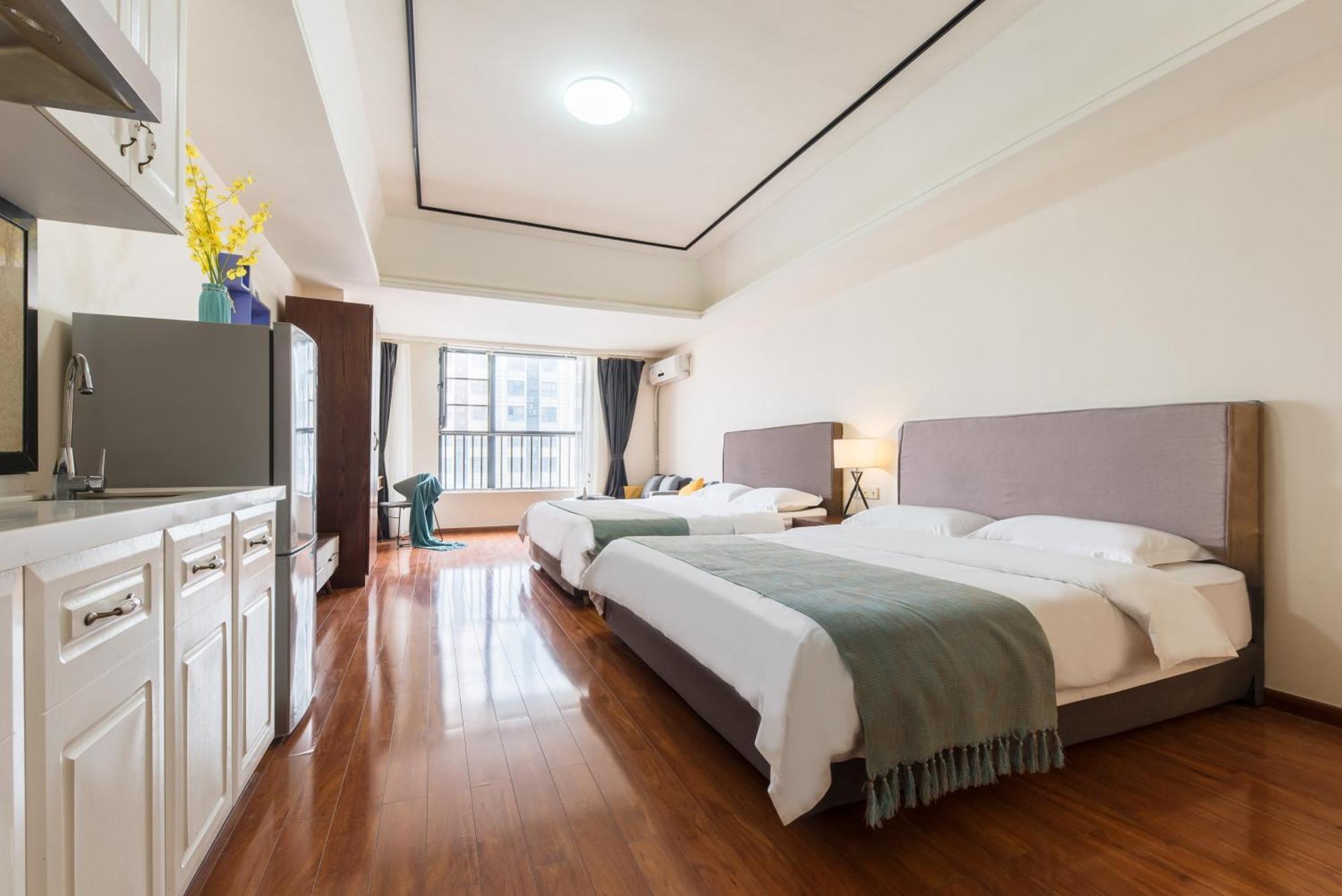 Livetour Luogang Wanda Plaza Suyuan Metro Apartment