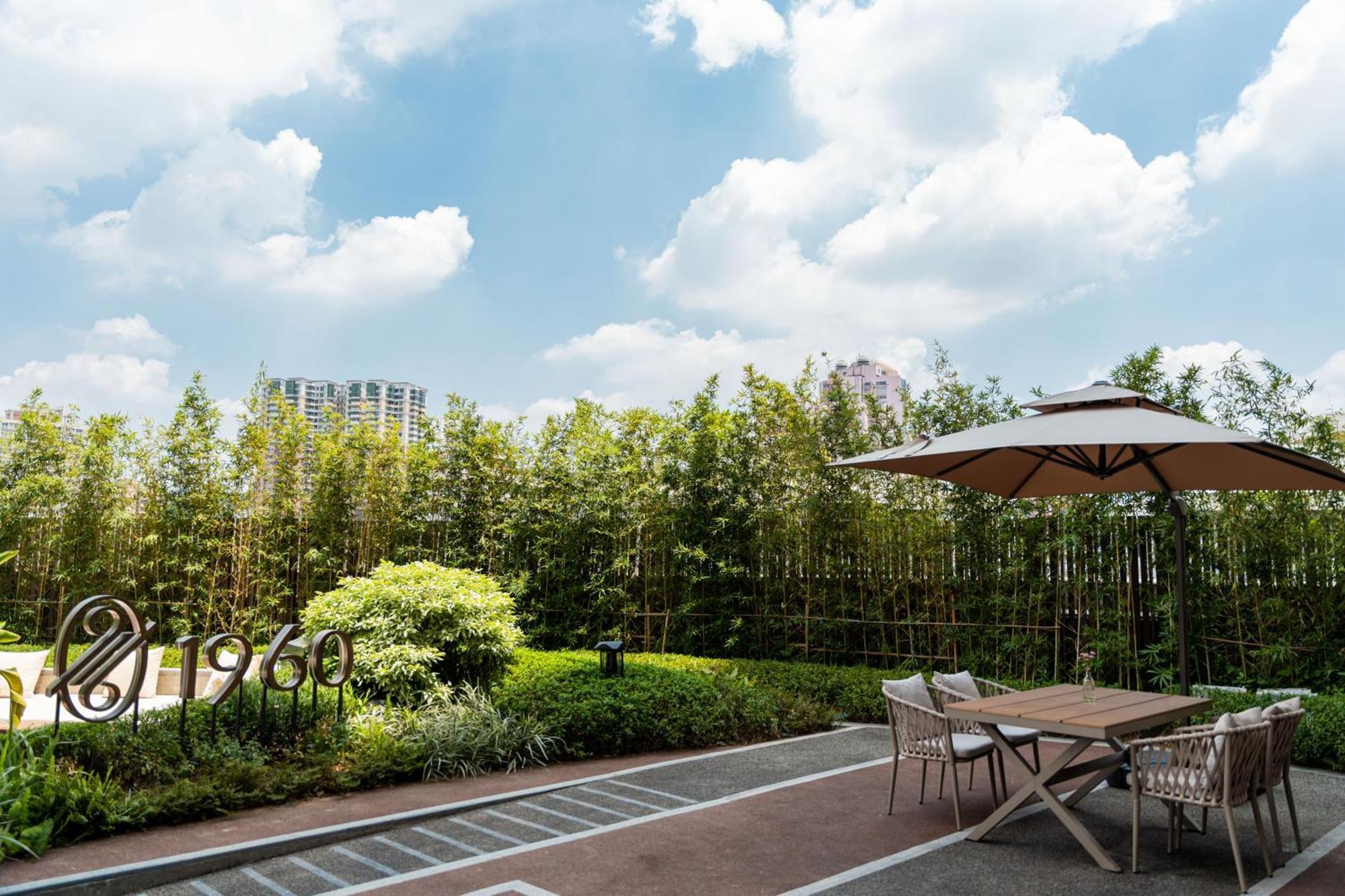 Yuexiu Guangzhou, Curio Collection By Hilton-free Shuttle Between And Exhibition Center During Fair Period & Exhibitor Registration Counter & Halal Food Hotel 5*