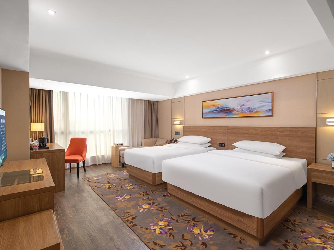 Hotel Baiyun Airport Renhe Cornet International Chain 4*