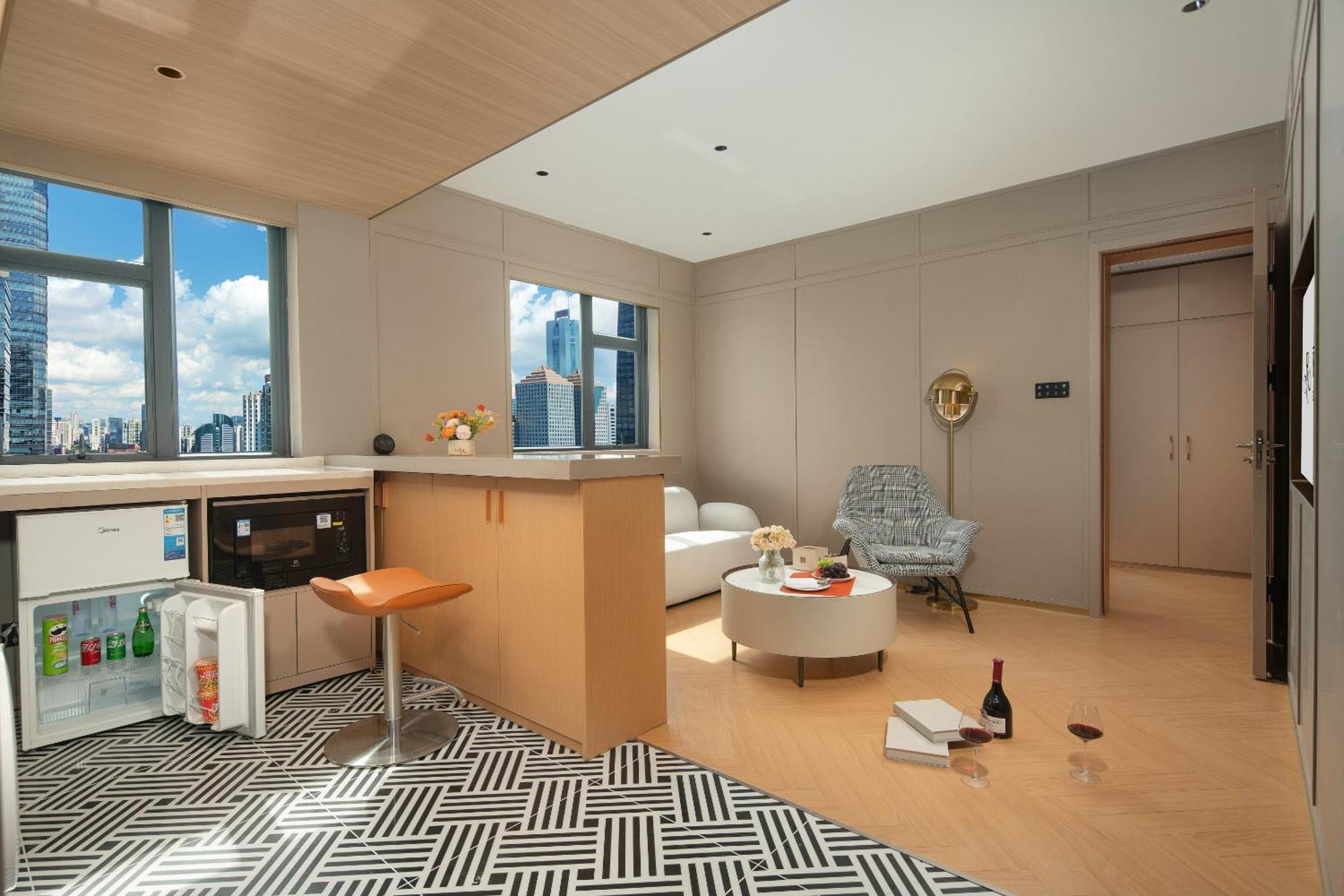 Grandee Rezen - Taikoo Hui Plaza Shipaiqiao Metro Station Hotel