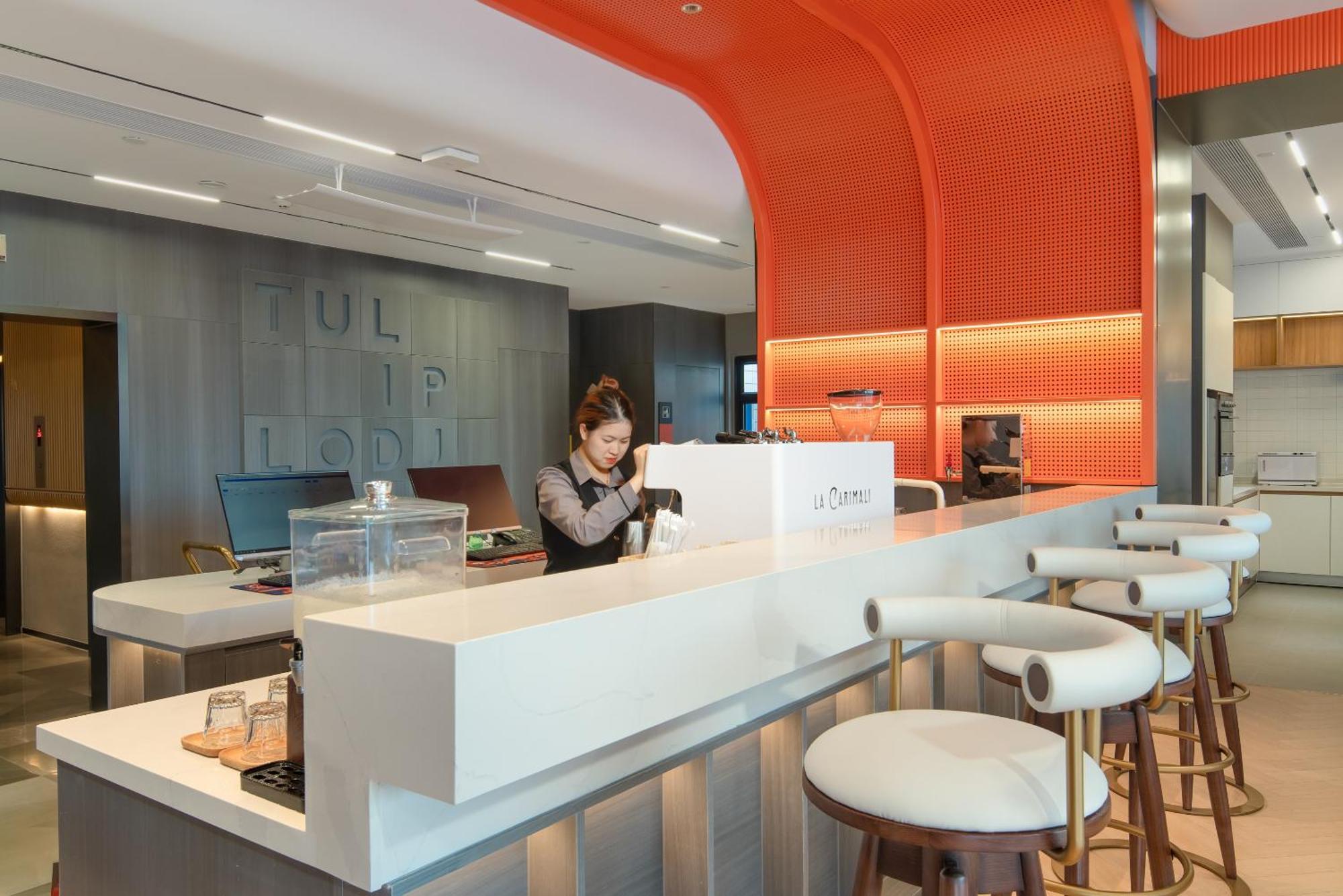 Grandee Rezen - Taikoo Hui Plaza Shipaiqiao Metro Station Hotel 5*