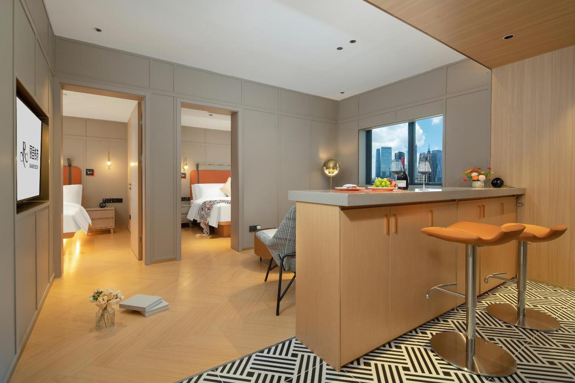 Hotel Grandee Rezen - Taikoo Hui Plaza Shipaiqiao Metro Station 5*