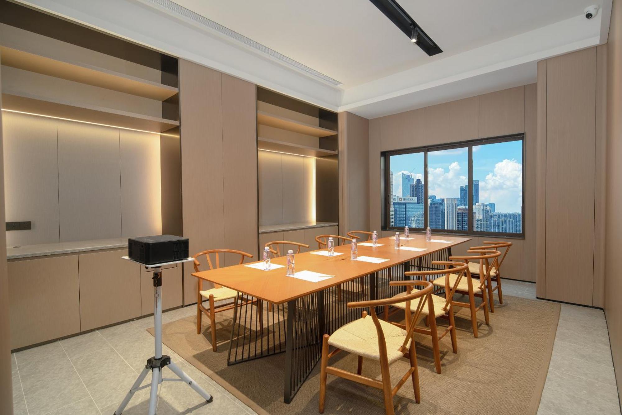 Hotel Grandee Rezen - Taikoo Hui Plaza Shipaiqiao Metro Station Canton