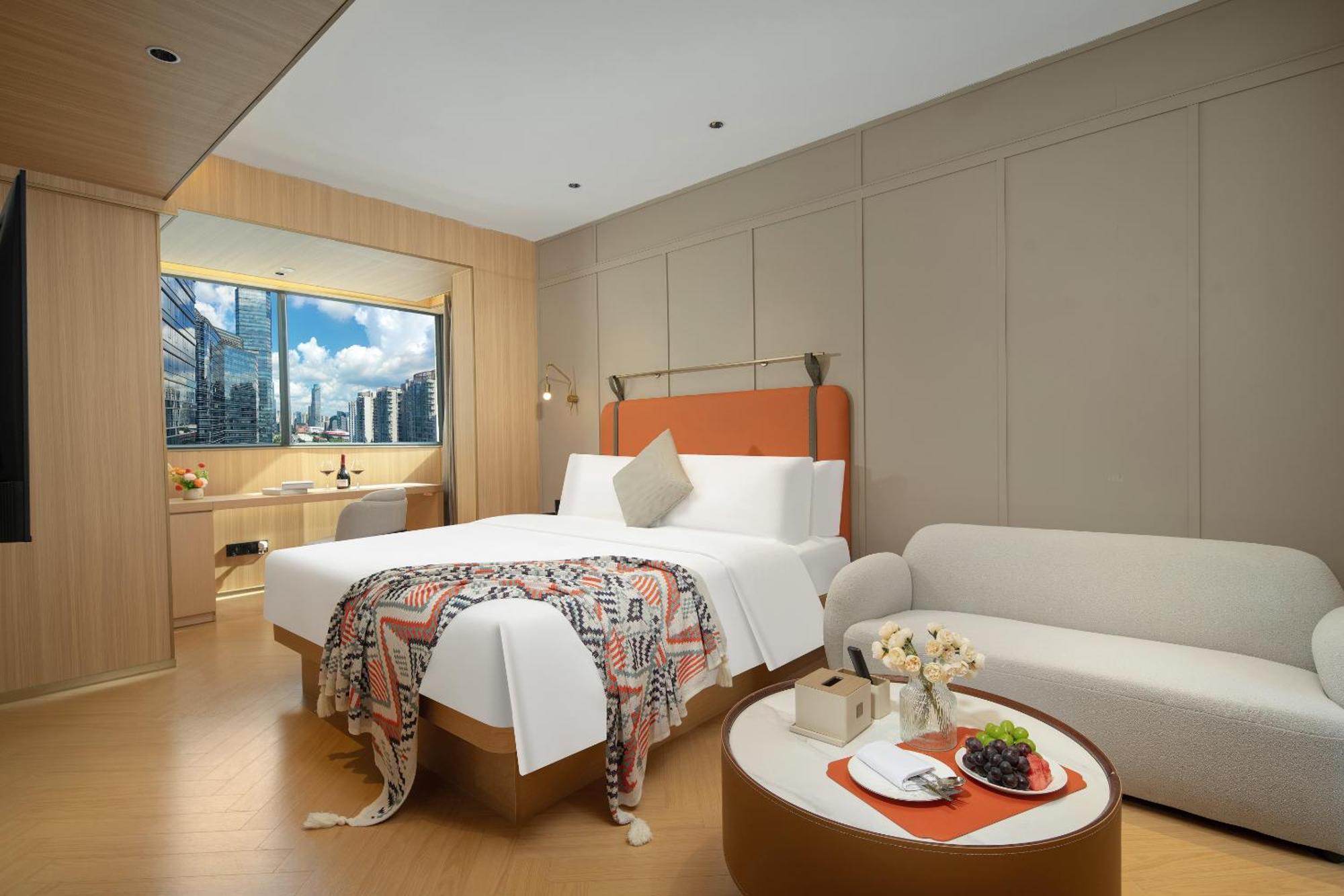 Hotel Grandee Rezen - Taikoo Hui Plaza Shipaiqiao Metro Station 5*