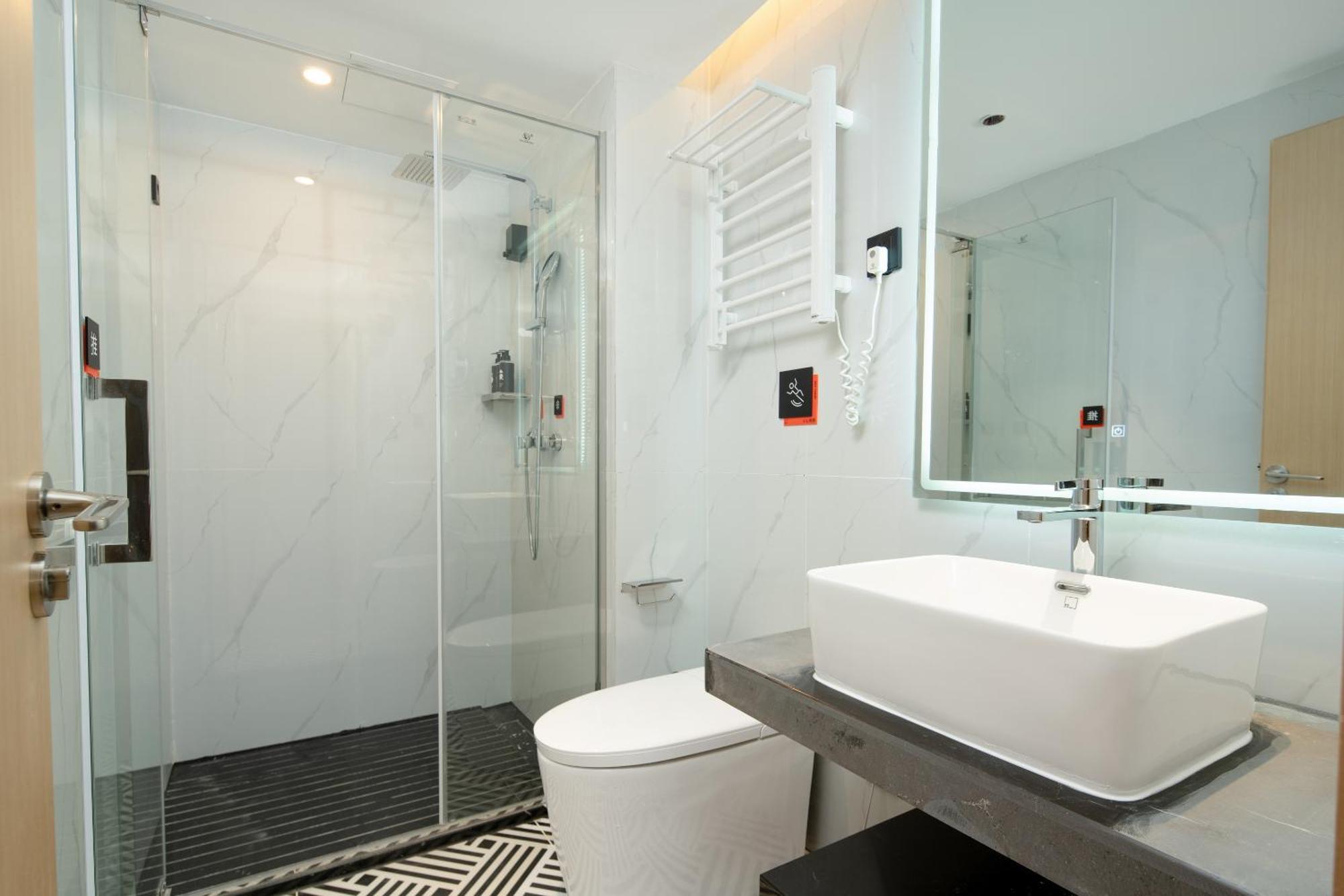 Grandee Rezen - Taikoo Hui Plaza Shipaiqiao Metro Station 5* Canton
