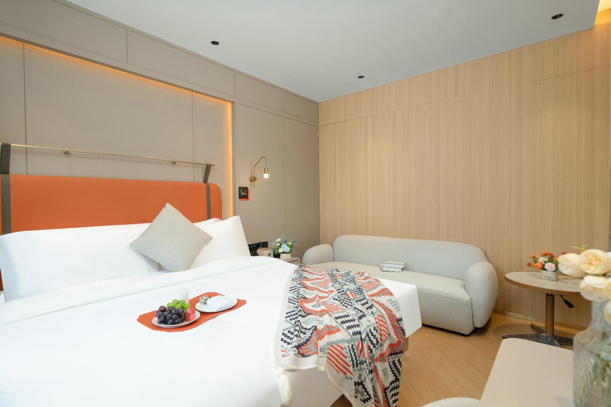 Hotel Grandee Rezen - Taikoo Hui Plaza Shipaiqiao Metro Station Canton