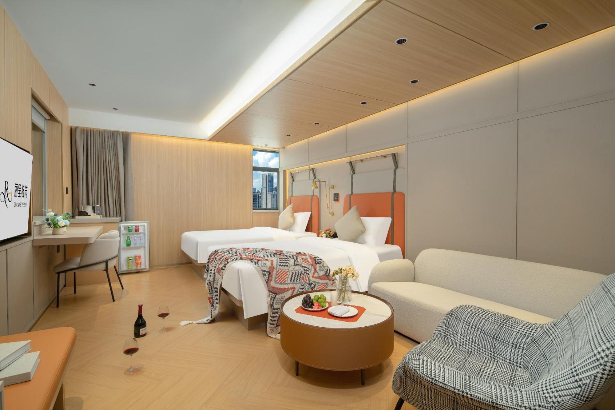 Hotel Grandee Rezen - Taikoo Hui Plaza Shipaiqiao Metro Station