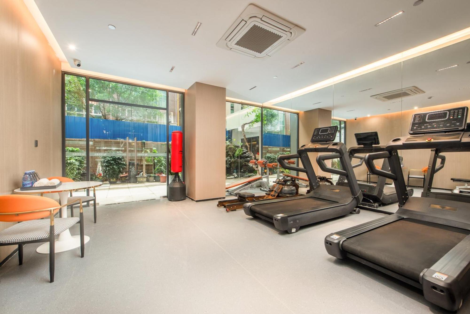 Hotel Yizhi - Tower Metro Station Pazhou Convention And Exhibition Center Branch