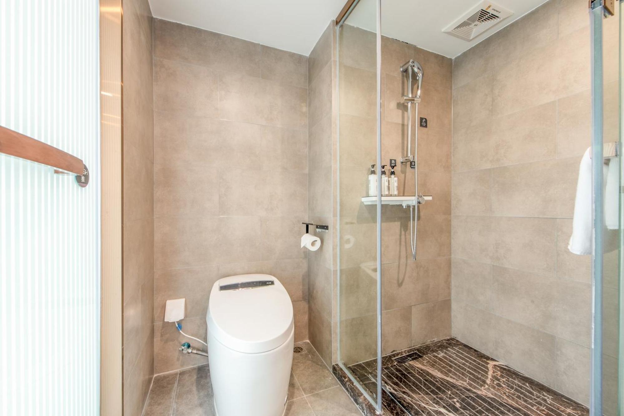 Yizhi - Tower Metro Station Pazhou Convention And Exhibition Center Branch Hotel 4*