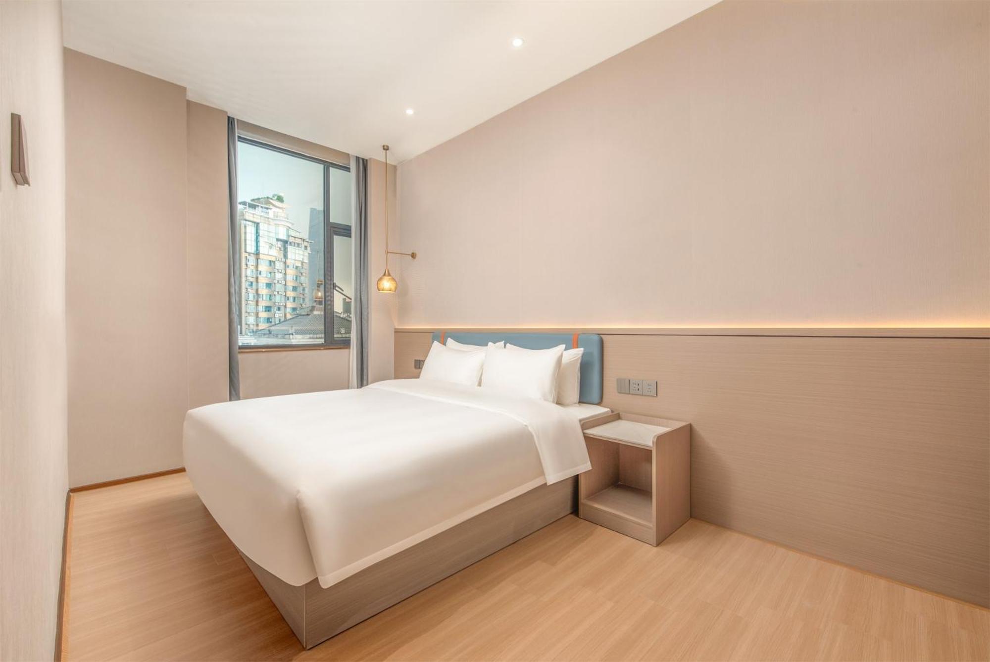 Yizhi - Tower Metro Station Pazhou Convention And Exhibition Center Branch Guangzhou