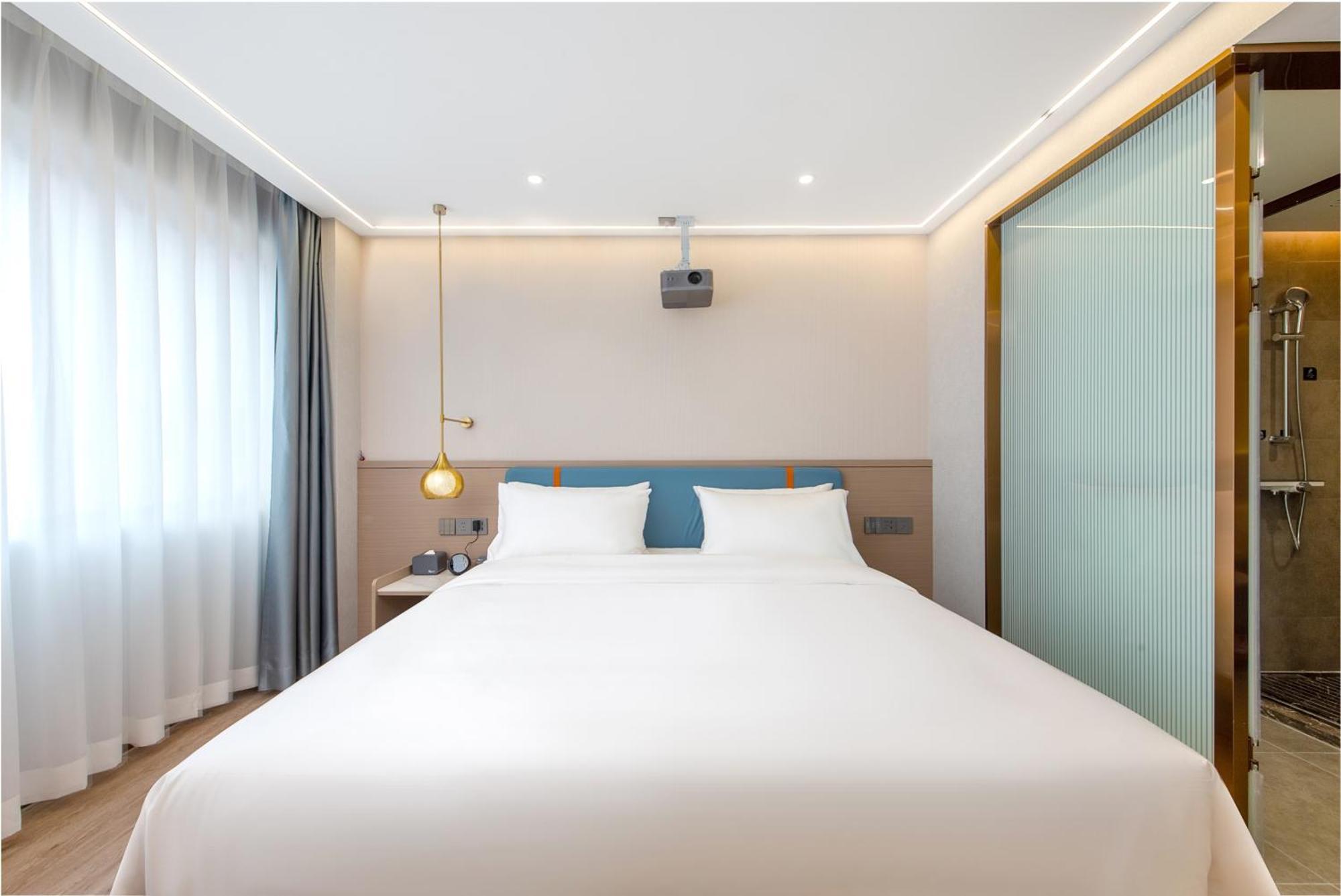 Hotel Yizhi - Tower Metro Station Pazhou Convention And Exhibition Center Branch