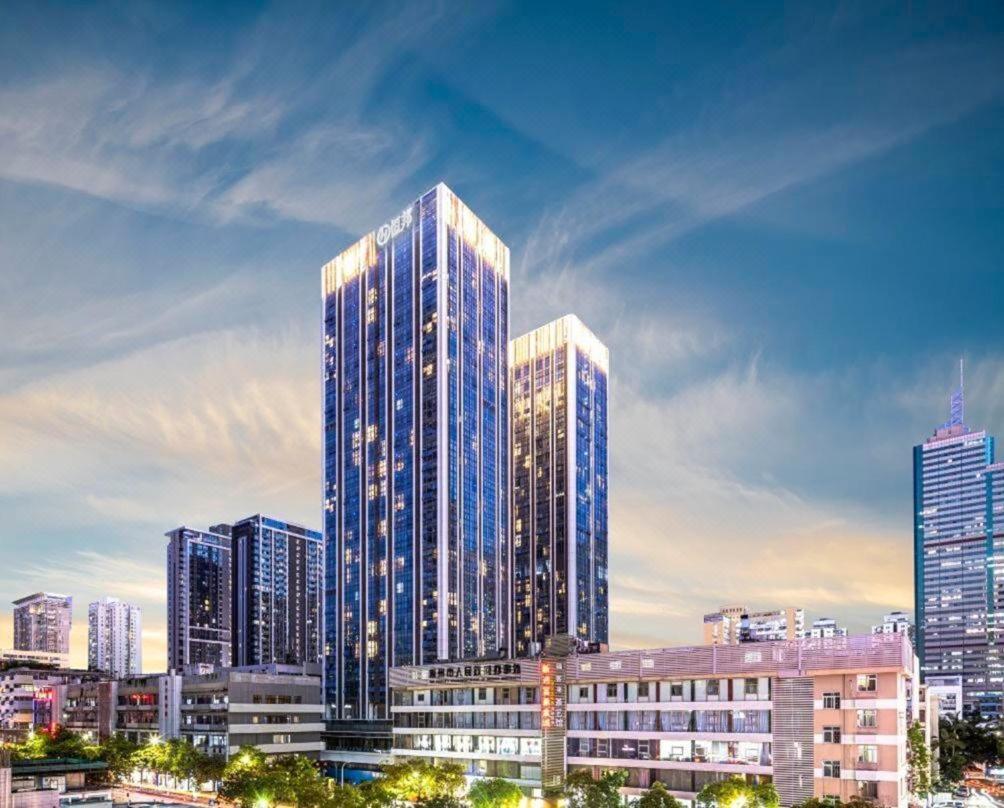 Orange Tree International Zhujiang New Town: Fair Shuttle