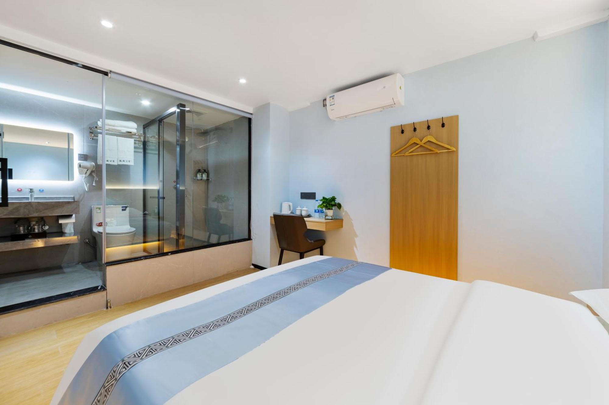 Haiyue Hotel 3*