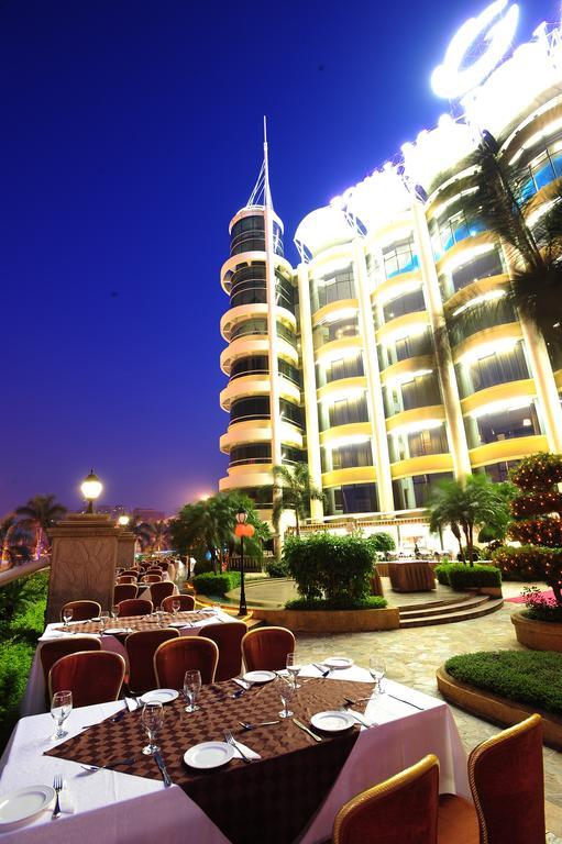 The Royal Marina Plaza Hotel 5*