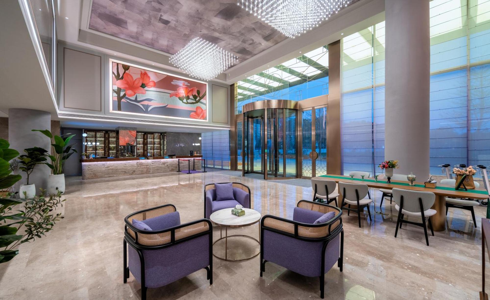 Mercure Baiyun International Airport - Airport Free Shuttle Bus