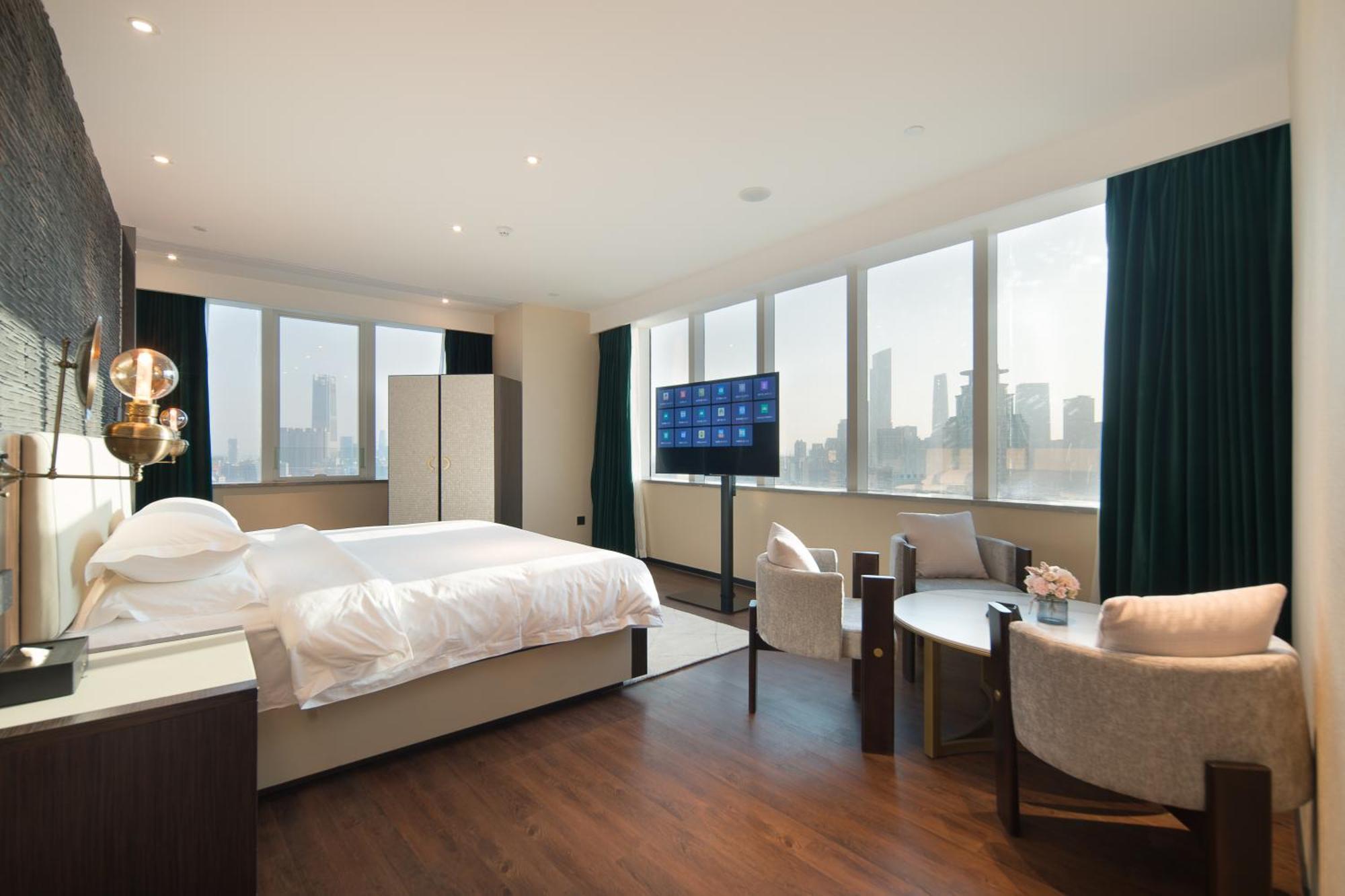 Hotel Elite International Taikoo Hui Plaza Gangding Metro Station Branch - Free Shuttle Bus To Fair Complex During Fair Period & Overseas Buyers Registration Service & Free Vpn Internet Access Guangzhou