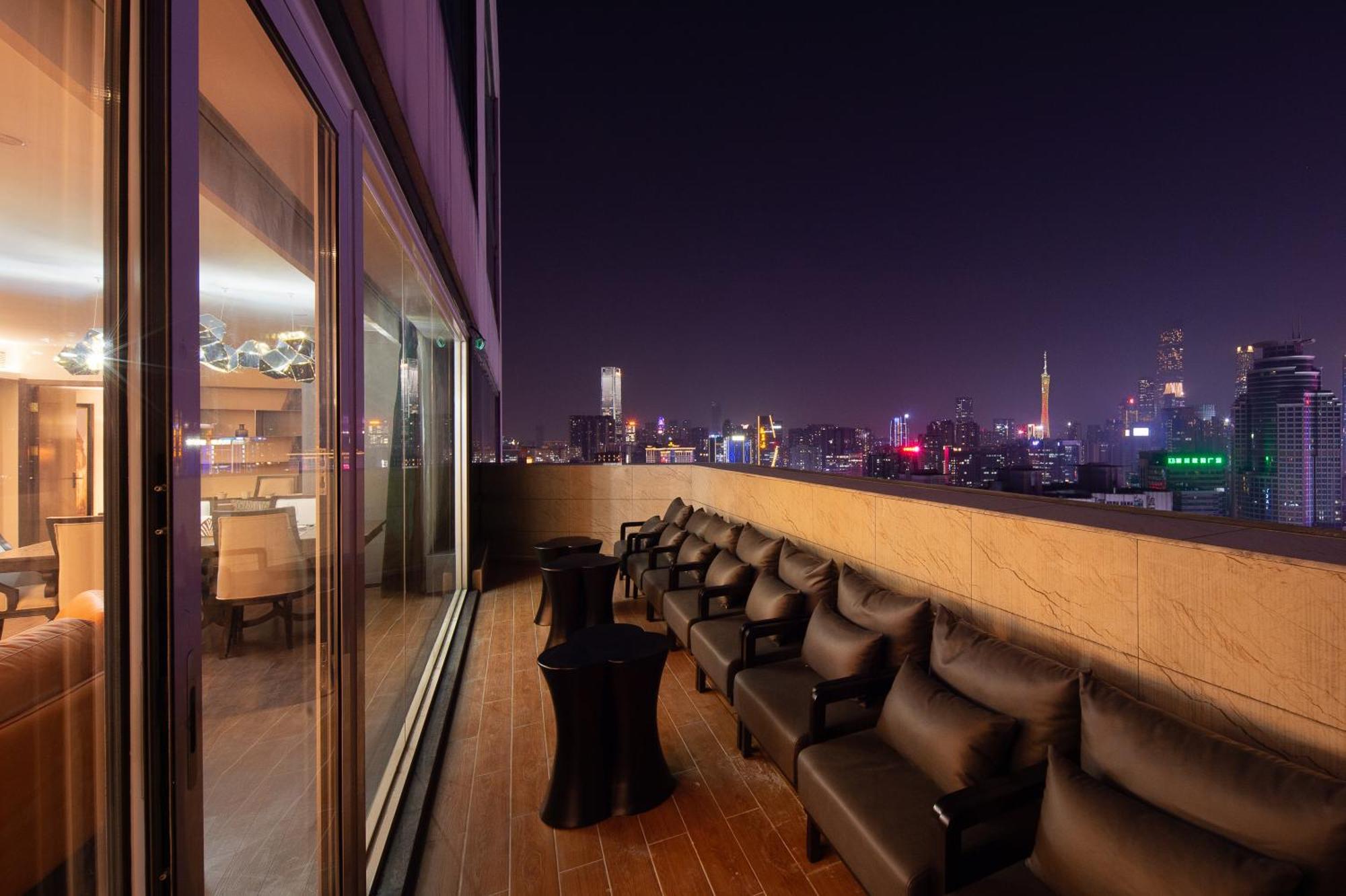 Elite International Taikoo Hui Plaza Gangding Metro Station Branch - Free Shuttle Bus To Fair Complex During Fair Period & Overseas Buyers Registration Service & Free Vpn Internet Access 4* Guangzhou